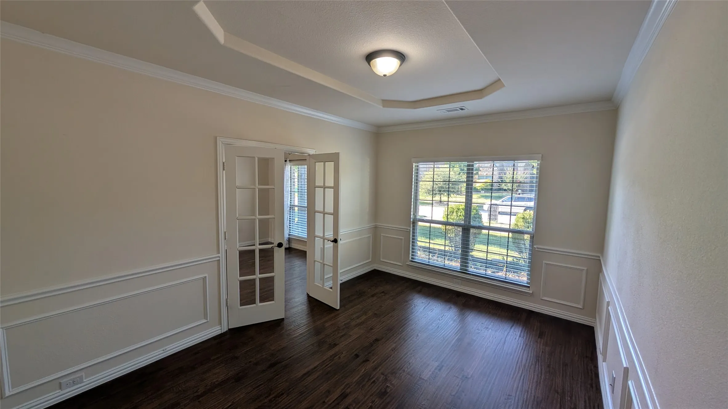 Single Family Residence For Rent in Collin County , 12461 Bridgeport Drive, Frisco, Texas 75035, 5 Bedroom, 4 Bathroom, 2 Garage spaces, 4,604 Sqft, built in 2016, Price $4,100, mls#21344800, Real Estate Agent in Frisco, Homes For Rent in Collin county, Homes For Rent in Frisco, Realtor in Frisco Texas, Real Estate Brokerage Independent Realty Texas, Luminita Cordes Realtor