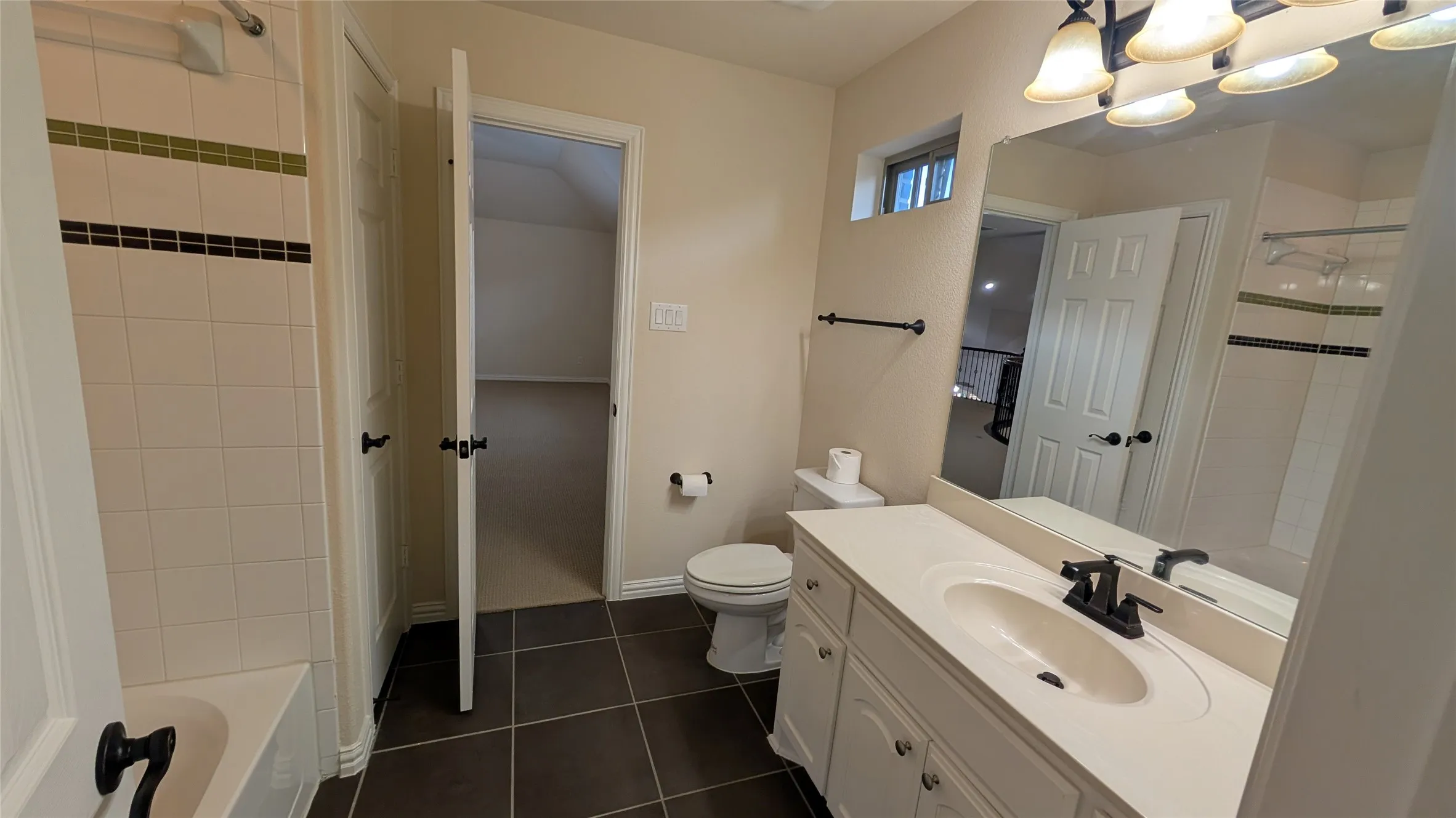 Single Family Residence For Rent in Collin County , 12461 Bridgeport Drive, Frisco, Texas 75035, 5 Bedroom, 4 Bathroom, 2 Garage spaces, 4,604 Sqft, built in 2016, Price $4,100, mls#21344800, Real Estate Agent in Frisco, Homes For Rent in Collin county, Homes For Rent in Frisco, Realtor in Frisco Texas, Real Estate Brokerage Independent Realty Texas, Luminita Cordes Realtor