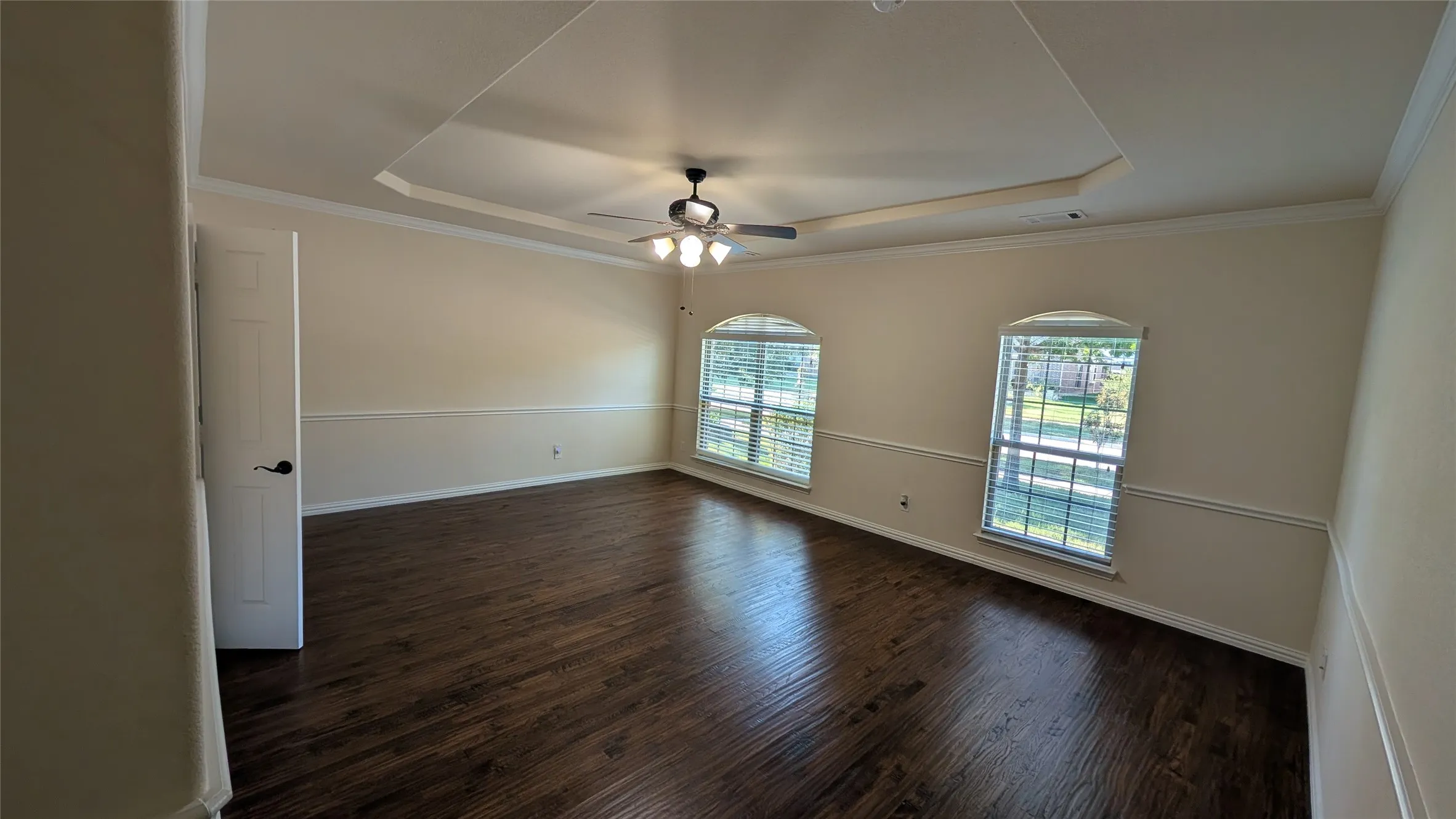 Single Family Residence For Rent in Collin County , 12461 Bridgeport Drive, Frisco, Texas 75035, 5 Bedroom, 4 Bathroom, 2 Garage spaces, 4,604 Sqft, built in 2016, Price $4,100, mls#21344800, Real Estate Agent in Frisco, Homes For Rent in Collin county, Homes For Rent in Frisco, Realtor in Frisco Texas, Real Estate Brokerage Independent Realty Texas, Luminita Cordes Realtor