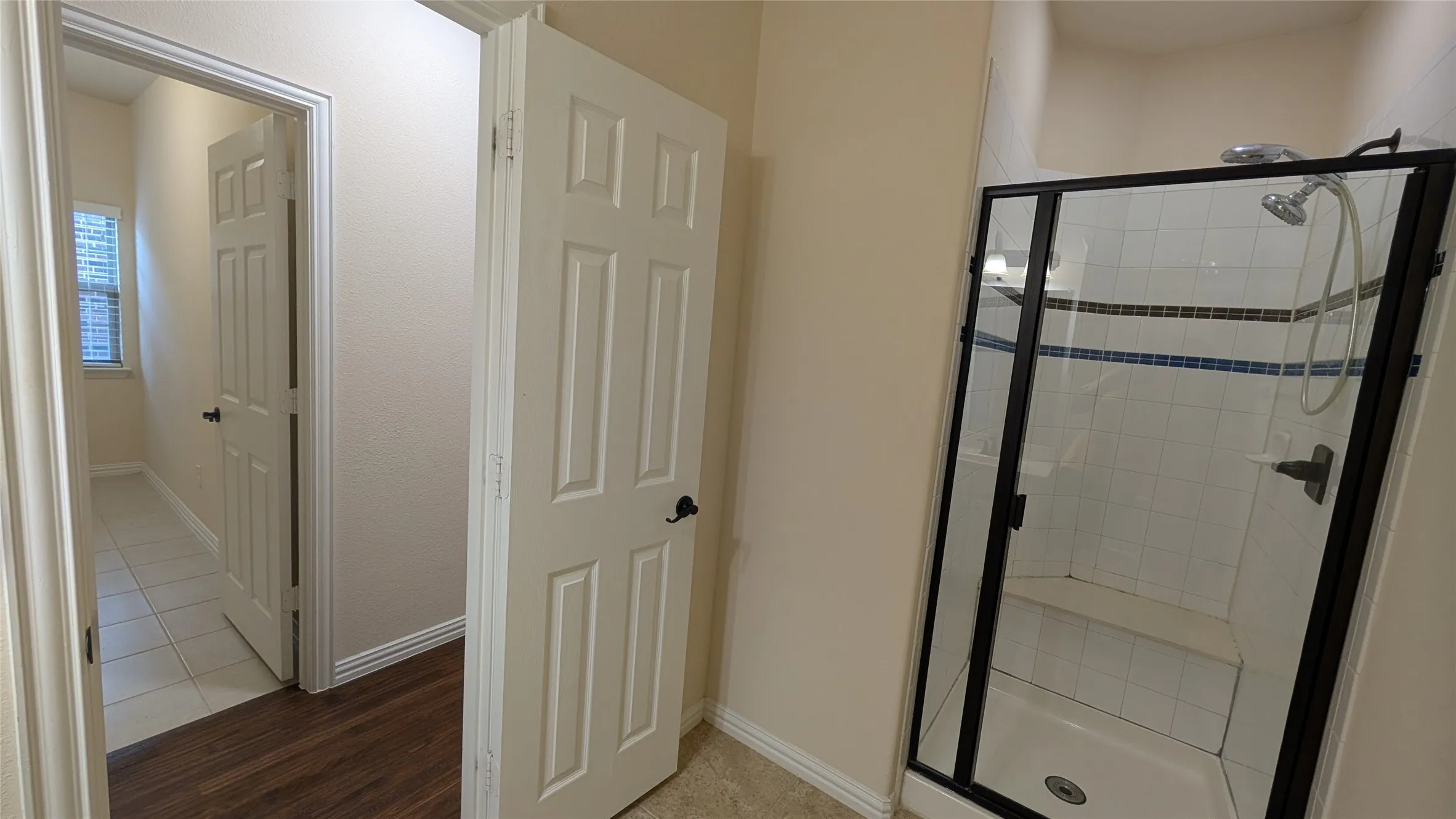 Single Family Residence For Rent in Collin County , 12461 Bridgeport Drive, Frisco, Texas 75035, 5 Bedroom, 4 Bathroom, 2 Garage spaces, 4,604 Sqft, built in 2016, Price $4,100, mls#21344800, Real Estate Agent in Frisco, Homes For Rent in Collin county, Homes For Rent in Frisco, Realtor in Frisco Texas, Real Estate Brokerage Independent Realty Texas, Luminita Cordes Realtor