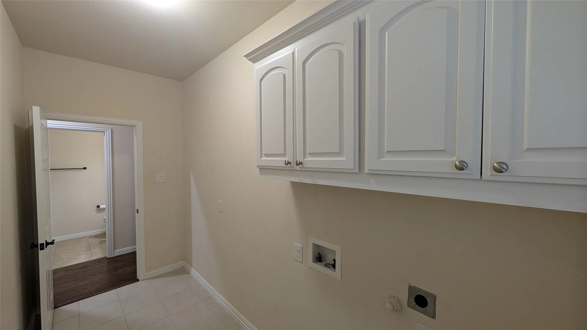 Single Family Residence For Rent in Collin County , 12461 Bridgeport Drive, Frisco, Texas 75035, 5 Bedroom, 4 Bathroom, 2 Garage spaces, 4,604 Sqft, built in 2016, Price $4,100, mls#21344800, Real Estate Agent in Frisco, Homes For Rent in Collin county, Homes For Rent in Frisco, Realtor in Frisco Texas, Real Estate Brokerage Independent Realty Texas, Luminita Cordes Realtor