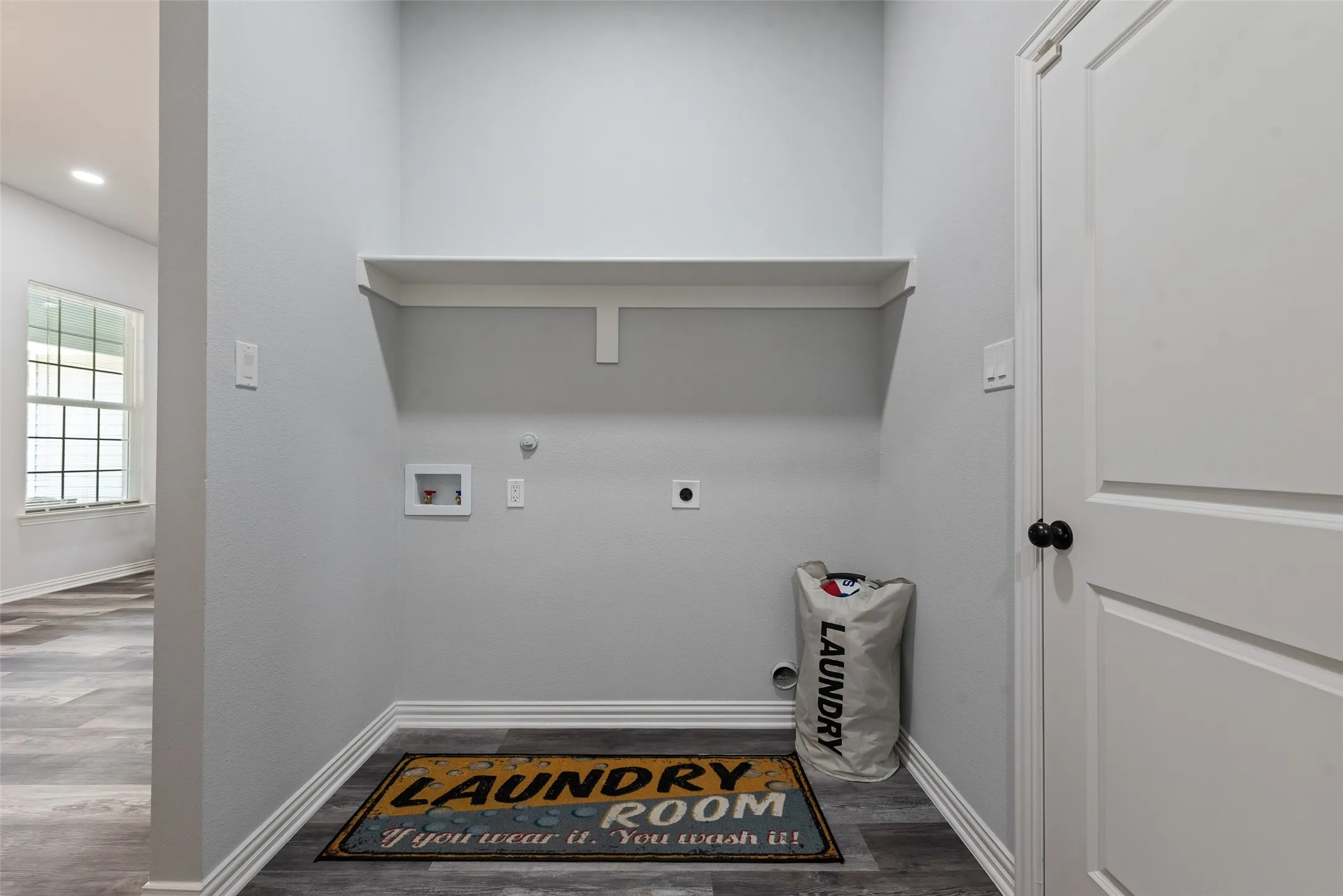 Single Family Residence For Sale in Dallas County , 4212 Balch Drive, Dallas, Texas 75216, 5 Bedroom, 3 Bathroom, 2 Garage spaces, 2,100 Sqft, built in 2026, mls#21343096, Real Estate Agent in Dallas, Homes For Sale in Dallas county, Homes For Sale in Dallas, Realtor in Dallas Texas, Real Estate Brokerage Independent Realty Texas, Luminita Cordes Realtor