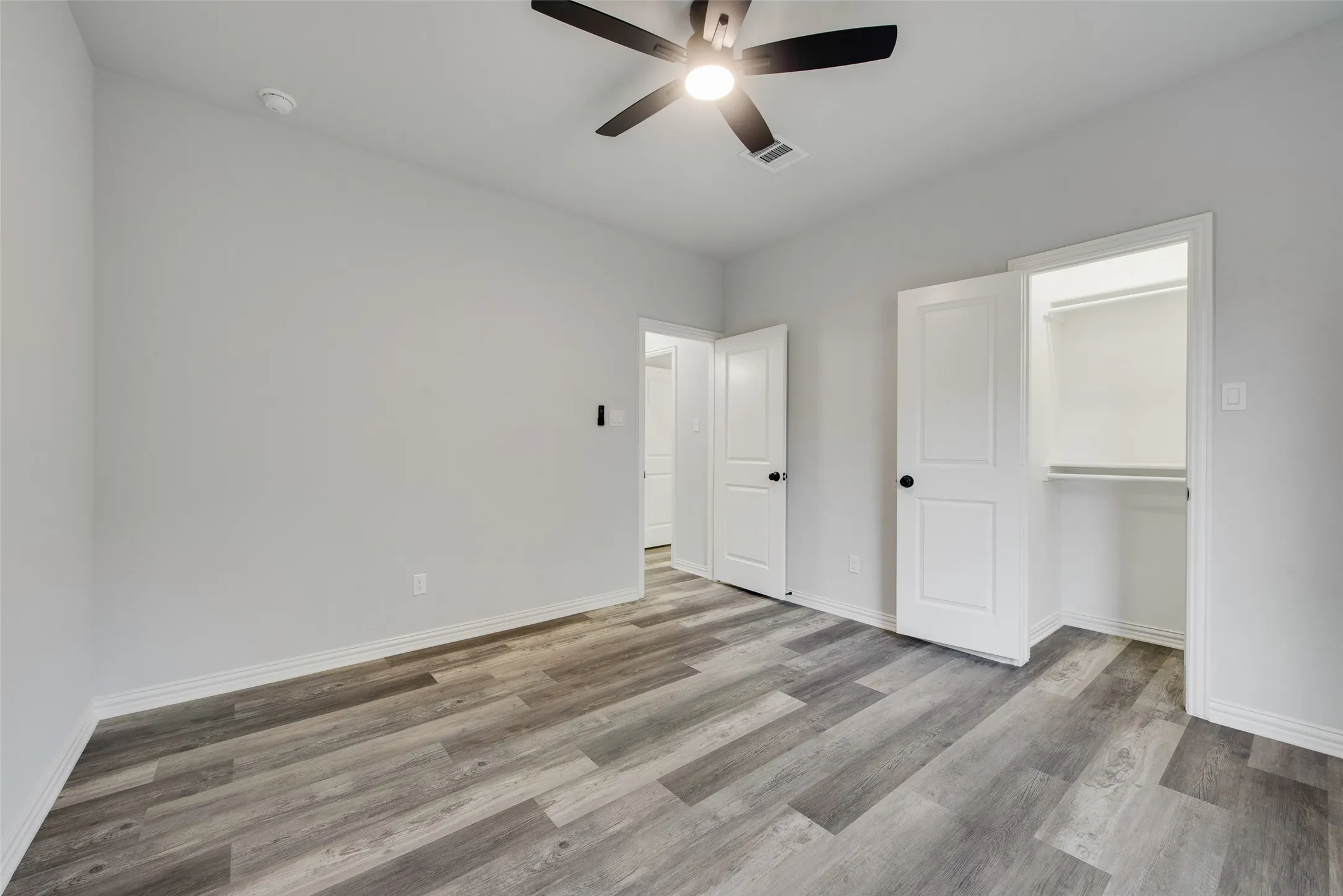 Single Family Residence For Sale in Dallas County , 4212 Balch Drive, Dallas, Texas 75216, 5 Bedroom, 3 Bathroom, 2 Garage spaces, 2,100 Sqft, built in 2026, mls#21343096, Real Estate Agent in Dallas, Homes For Sale in Dallas county, Homes For Sale in Dallas, Realtor in Dallas Texas, Real Estate Brokerage Independent Realty Texas, Luminita Cordes Realtor