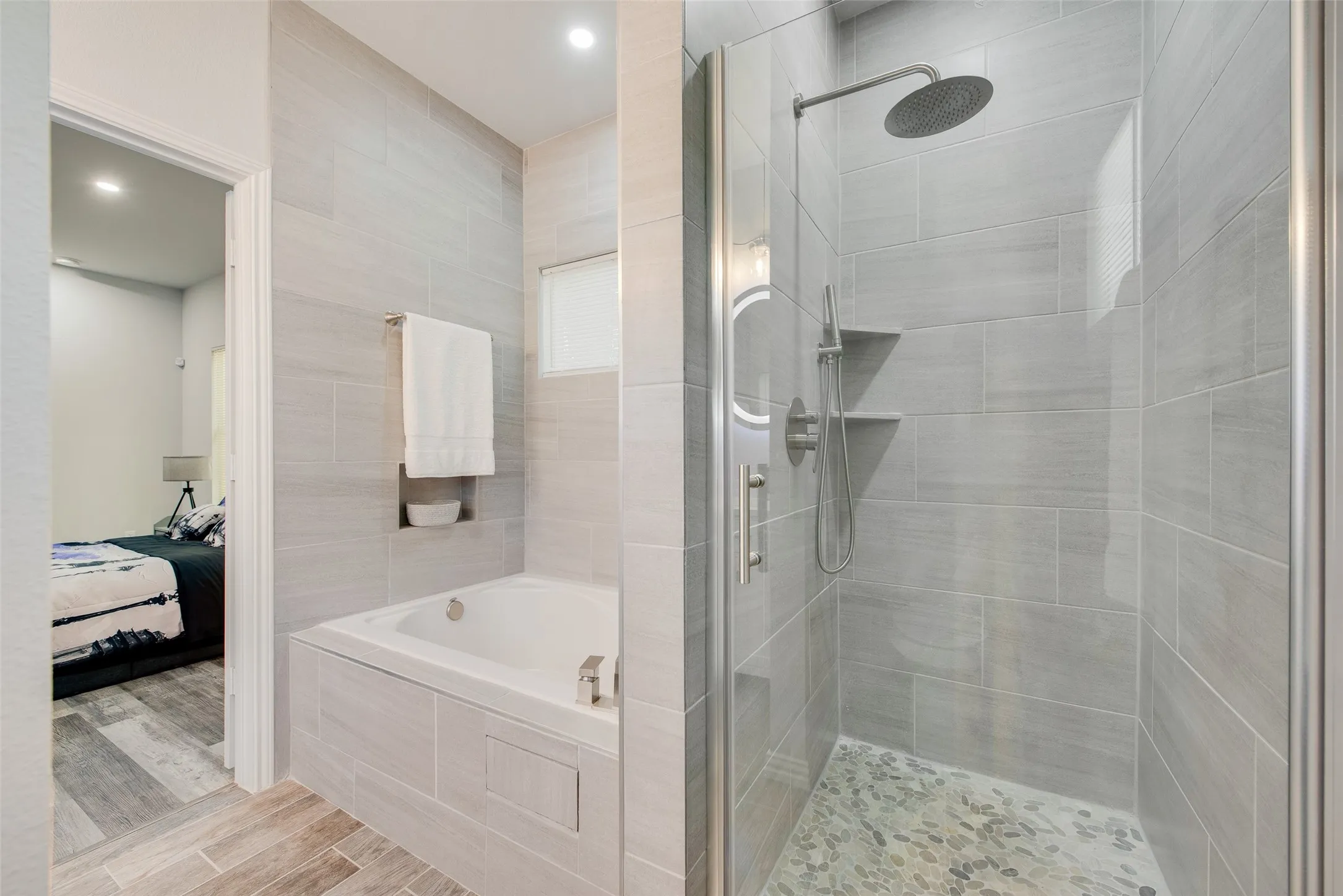 Single Family Residence For Sale in Dallas County , 4212 Balch Drive, Dallas, Texas 75216, 5 Bedroom, 3 Bathroom, 2 Garage spaces, 2,100 Sqft, built in 2026, mls#21343096, Real Estate Agent in Dallas, Homes For Sale in Dallas county, Homes For Sale in Dallas, Realtor in Dallas Texas, Real Estate Brokerage Independent Realty Texas, Luminita Cordes Realtor