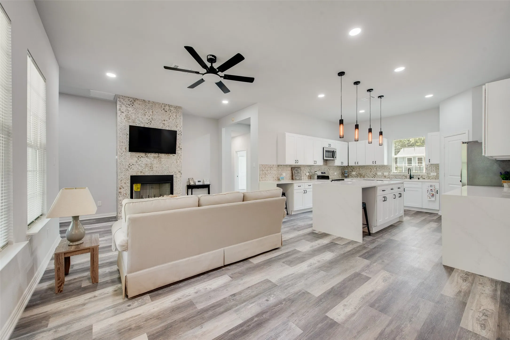Single Family Residence For Sale in Dallas County , 4212 Balch Drive, Dallas, Texas 75216, 5 Bedroom, 3 Bathroom, 2 Garage spaces, 2,100 Sqft, built in 2026, mls#21343096, Real Estate Agent in Dallas, Homes For Sale in Dallas county, Homes For Sale in Dallas, Realtor in Dallas Texas, Real Estate Brokerage Independent Realty Texas, Luminita Cordes Realtor