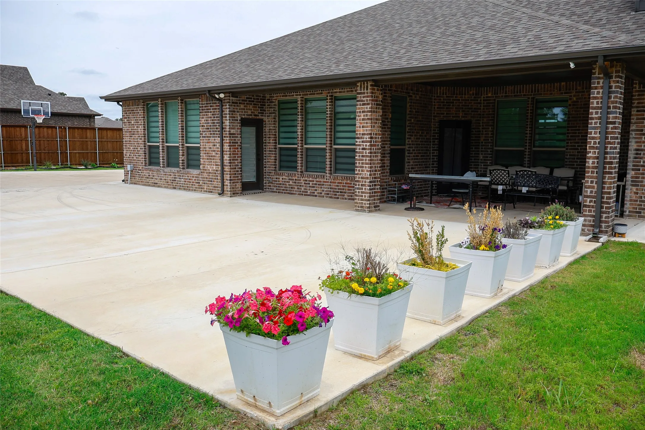 Single Family Residence For Sale in Kaufman County , 18144 Osage Lane, Terrell, Texas 75160, 4 Bedrooms, 3 Bathrooms, 3 Garage spaces, 3,215 Sqft, built in 2024, Price $729,000, mls#21345220, Real Estate Agent in Terrell, Homes For Sale in Kaufman county, Homes For Sale in Terrell, Realtor in Terrell Texas, Real Estate Brokerage Independent Realty Texas, Luminita Cordes Realtor