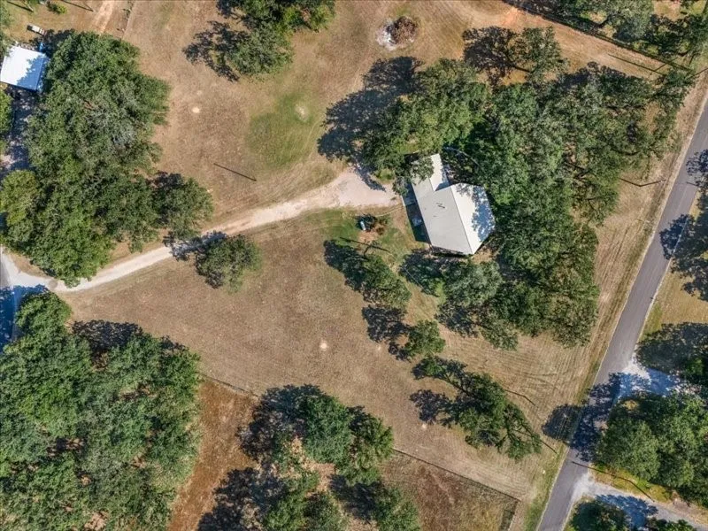 Single Family Residence For Sale in Parker County , 474 Trussell Drive, Springtown, Texas 76082, 3 Bedroom, 2 Bathroom, Garage spaces, 1,534 Sqft, built in 1978, mls#21345204, Real Estate Agent in Springtown, Homes For Sale in Parker county, Homes For Sale in Springtown, Realtor in Springtown Texas, Real Estate Brokerage Independent Realty Texas, Luminita Cordes Realtor