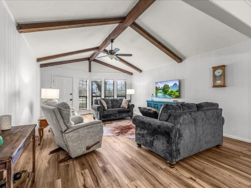Single Family Residence For Sale in Parker County , 474 Trussell Drive, Springtown, Texas 76082, 3 Bedroom, 2 Bathroom, Garage spaces, 1,534 Sqft, built in 1978, mls#21345204, Real Estate Agent in Springtown, Homes For Sale in Parker county, Homes For Sale in Springtown, Realtor in Springtown Texas, Real Estate Brokerage Independent Realty Texas, Luminita Cordes Realtor