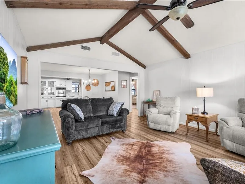 Single Family Residence For Sale in Parker County , 474 Trussell Drive, Springtown, Texas 76082, 3 Bedroom, 2 Bathroom, Garage spaces, 1,534 Sqft, built in 1978, mls#21345204, Real Estate Agent in Springtown, Homes For Sale in Parker county, Homes For Sale in Springtown, Realtor in Springtown Texas, Real Estate Brokerage Independent Realty Texas, Luminita Cordes Realtor