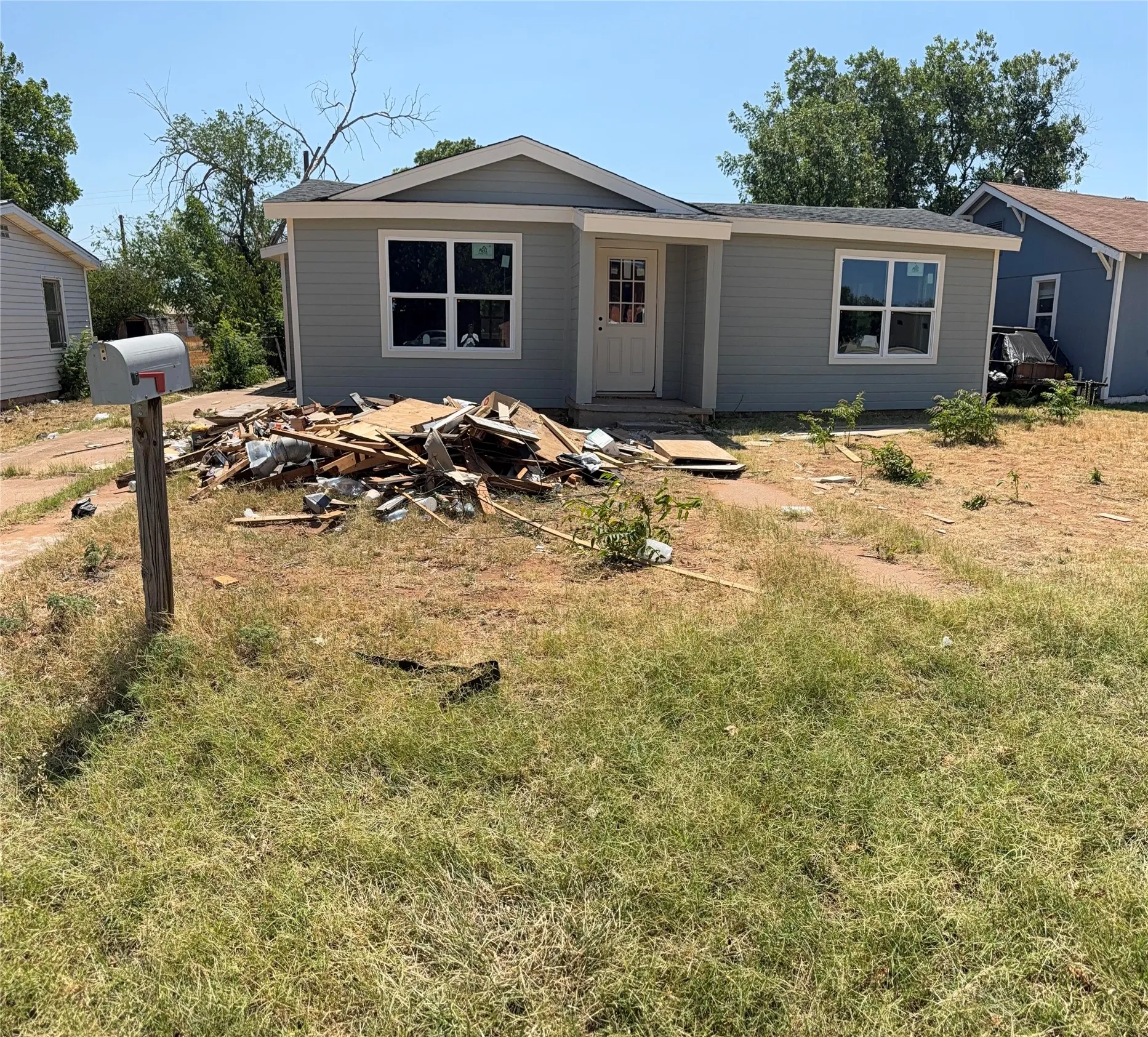 Single Family Residence For Sale in Taylor County , 705 Ash Street, Merkel, Texas 79601, 4 Bedrooms, 2 Bathrooms, Garage spaces, 1,950 Sqft, built in 1940, Price $285,000, mls#21345228, Real Estate Agent in Merkel, Homes For Sale in Taylor county, Homes For Sale in Merkel, Realtor in Merkel Texas, Real Estate Brokerage Independent Realty Texas, Luminita Cordes Realtor