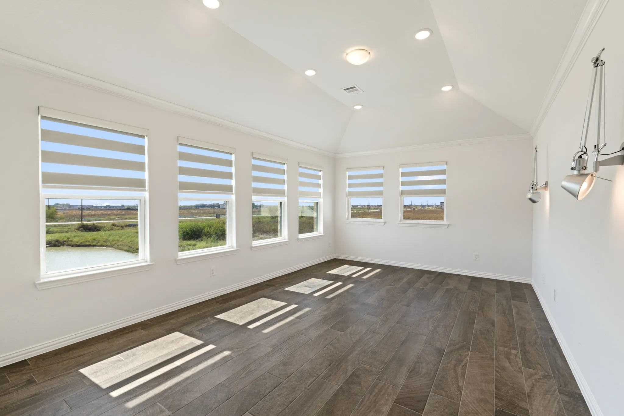 Single Family Residence For Sale in Collin County , 4437 Canadian River Drive, Celina, Texas 75078, 6 Bedroom, 6 Bathroom, 2 Garage spaces, 4,157 Sqft, built in 2018, mls#21345211, Real Estate Agent in Celina, Homes For Sale in Collin county, Homes For Sale in Celina, Realtor in Celina Texas, Real Estate Brokerage Independent Realty Texas, Luminita Cordes Realtor