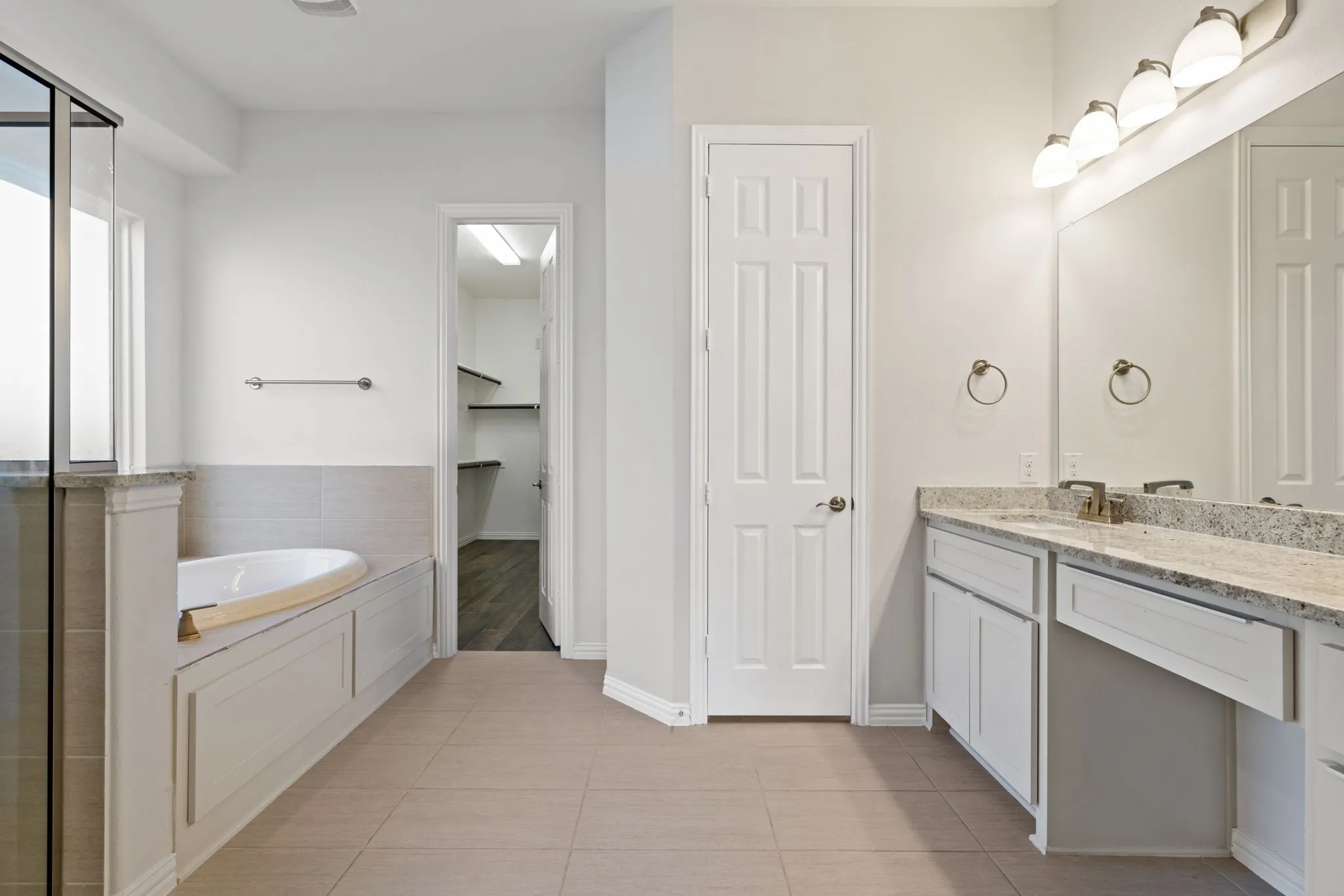 Single Family Residence For Sale in Collin County , 4437 Canadian River Drive, Celina, Texas 75078, 6 Bedroom, 6 Bathroom, 2 Garage spaces, 4,157 Sqft, built in 2018, mls#21345211, Real Estate Agent in Celina, Homes For Sale in Collin county, Homes For Sale in Celina, Realtor in Celina Texas, Real Estate Brokerage Independent Realty Texas, Luminita Cordes Realtor
