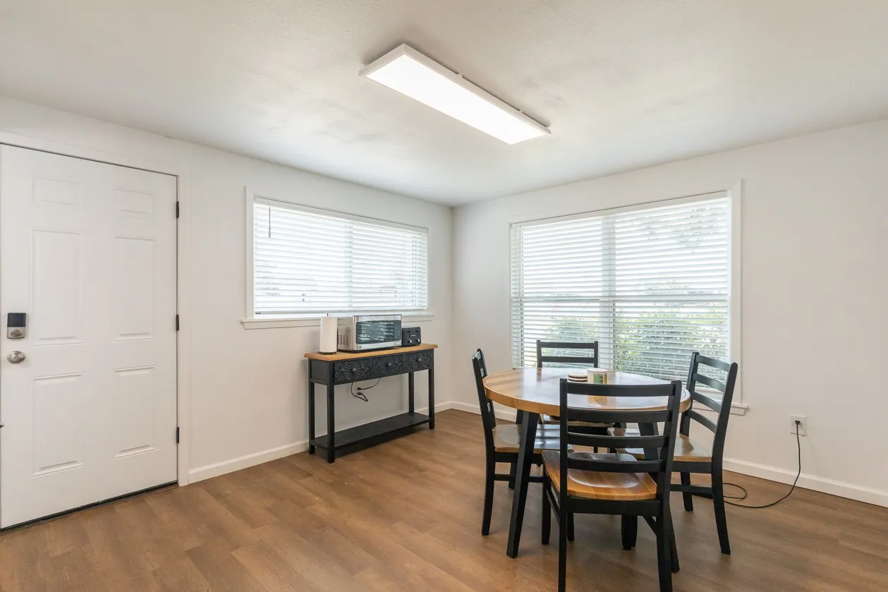 apartment dining room