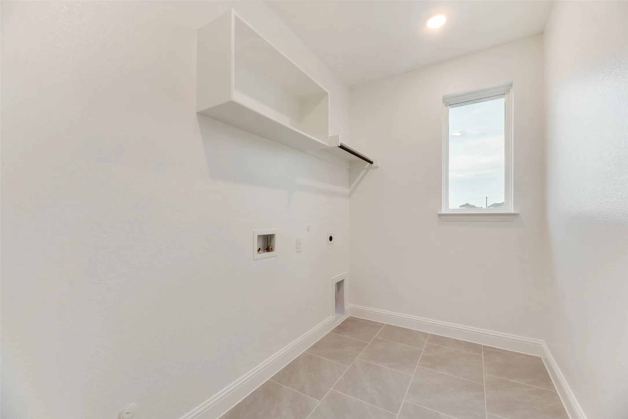 Single Family Residence For Sale in Denton County , 4112 Picton Avenue, Celina, Texas 76227, 3 Bedroom, 3 Bathroom, 2 Garage spaces, 2,457 Sqft, built in 2026, mls#21345229, Real Estate Agent in Celina, Homes For Sale in Denton county, Homes For Sale in Celina, Realtor in Celina Texas, Real Estate Brokerage Independent Realty Texas, Luminita Cordes Realtor