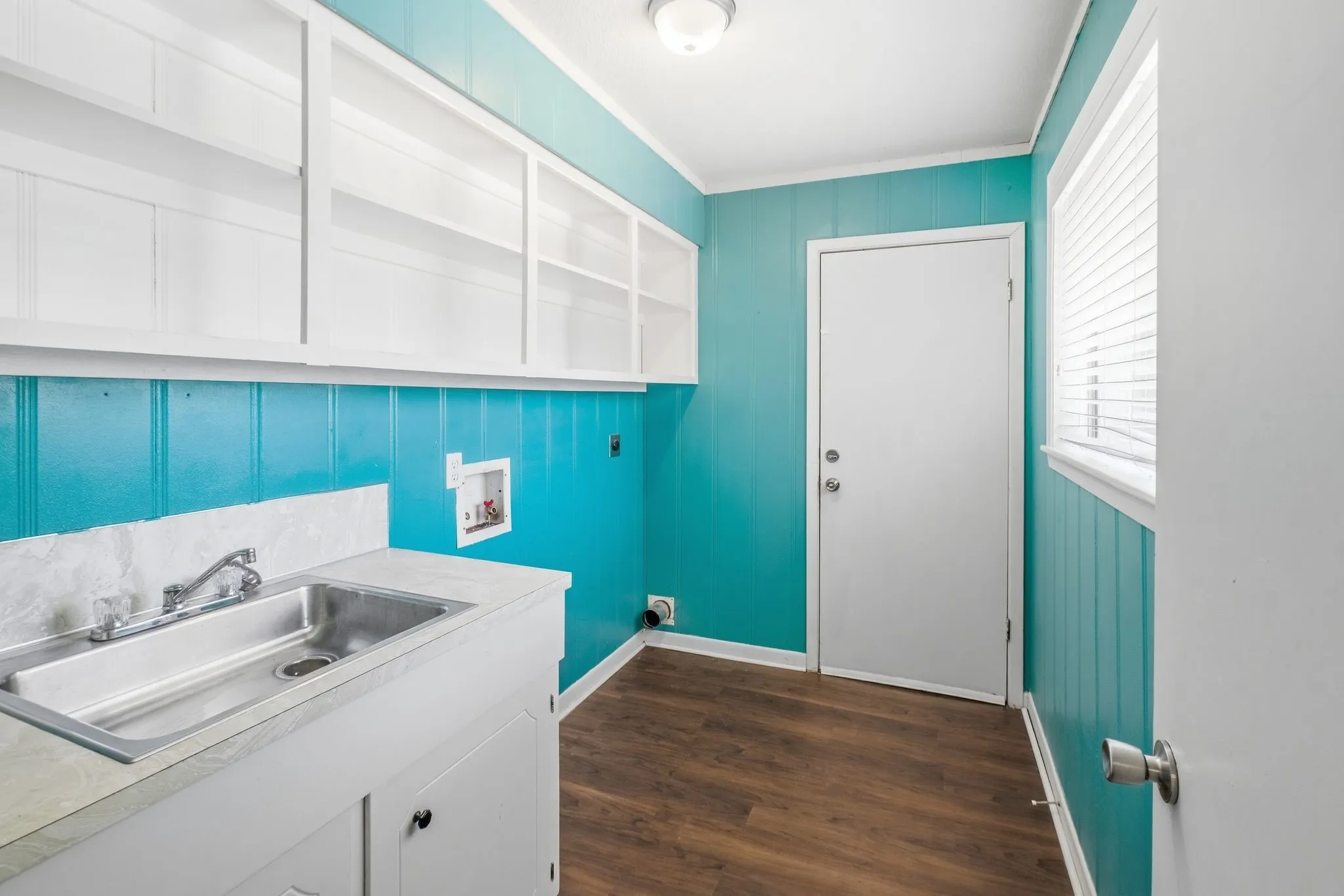 Single Family Residence For Sale in Hunt County , 2903 Melmar Park Street, Commerce, Texas 75428, 3 Bedroom, 2 Bathroom, 2 Garage spaces, 1,725 Sqft, built in 1969, mls#21344895, Real Estate Agent in Commerce, Homes For Sale in Hunt county, Homes For Sale in Commerce, Realtor in Commerce Texas, Real Estate Brokerage Independent Realty Texas, Luminita Cordes Realtor