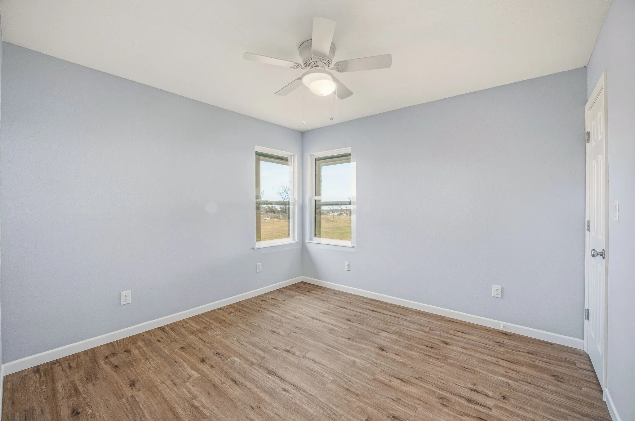 Single Family Residence For Sale in Young County , 3041 Old Bunger Road S, Graham, Texas 76450, 3 Bedroom, 2 Bathroom, Garage spaces, 1,584 Sqft, built in 1940, Price $299,500, mls#21344717, Real Estate Agent in Graham, Homes For Sale in Young county, Homes For Sale in Graham, Realtor in Graham Texas, Real Estate Brokerage Independent Realty Texas, Luminita Cordes Realtor