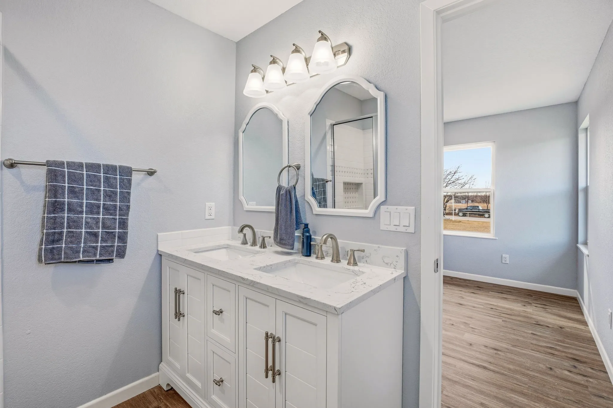Single Family Residence For Sale in Young County , 3041 Old Bunger Road S, Graham, Texas 76450, 3 Bedroom, 2 Bathroom, Garage spaces, 1,584 Sqft, built in 1940, Price $299,500, mls#21344717, Real Estate Agent in Graham, Homes For Sale in Young county, Homes For Sale in Graham, Realtor in Graham Texas, Real Estate Brokerage Independent Realty Texas, Luminita Cordes Realtor