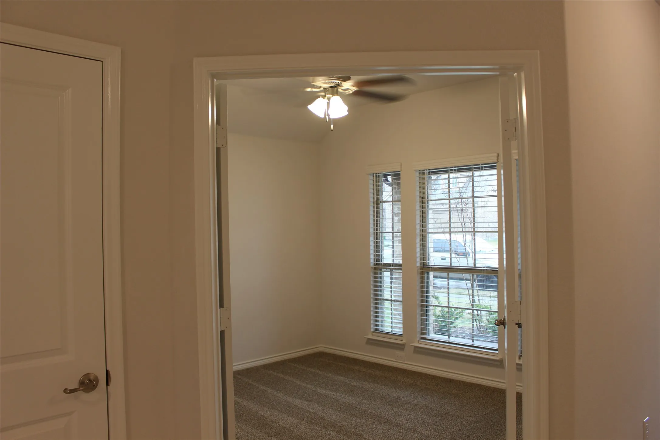 Single Family Residence For Rent in Kaufman County , 5010 Flanagan Drive, Forney, Texas 75126, 4 Bedrooms, 2 Bathrooms, 2 Garage spaces, 2,047 Sqft, built in 2020, Price $2,450, mls#21345252, Real Estate Agent in Forney, Homes For Rent in Kaufman county, Homes For Rent in Forney, Realtor in Forney Texas, Real Estate Brokerage Independent Realty Texas, Luminita Cordes Realtor