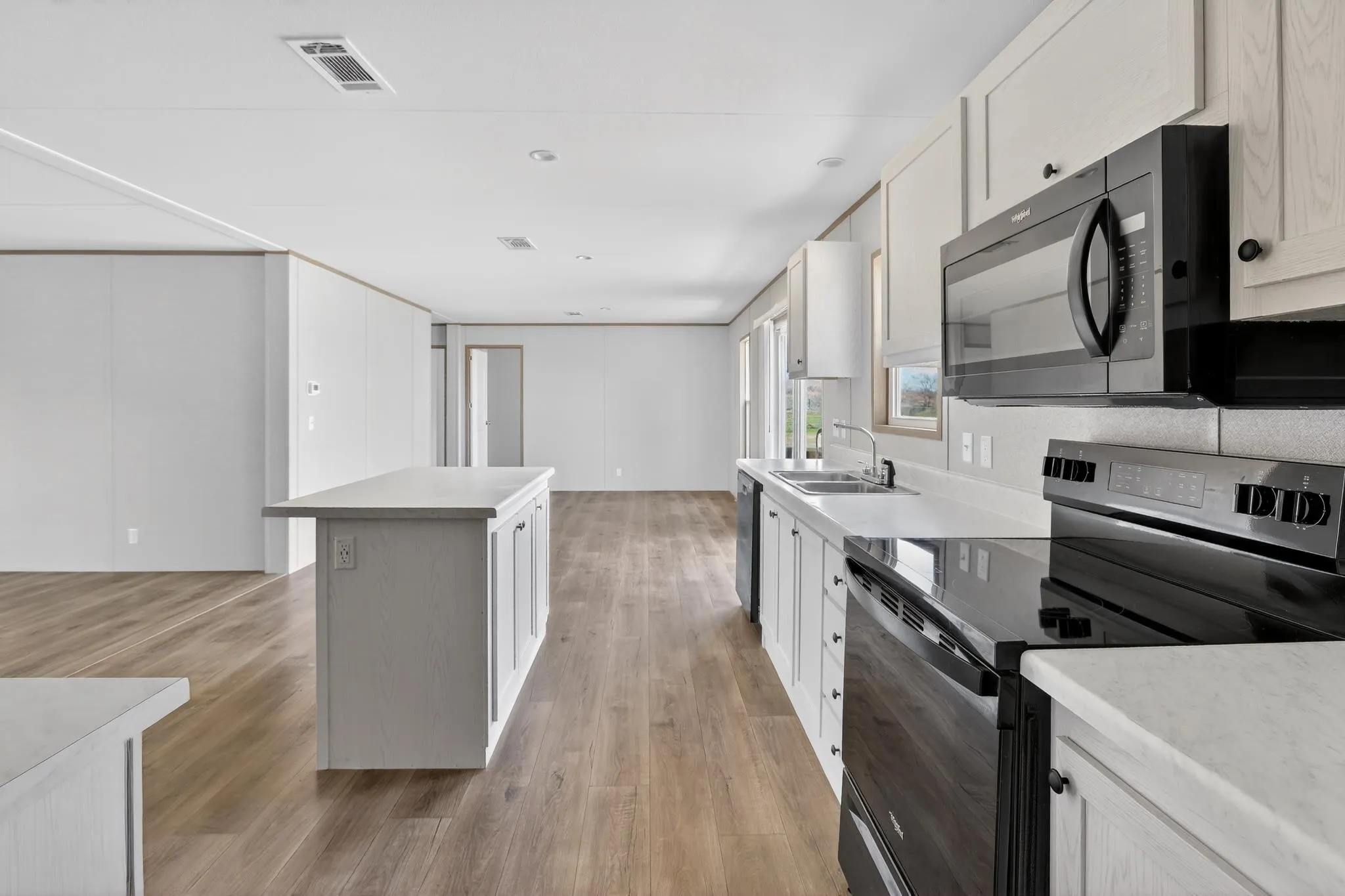 Mobile Home For Sale in Wise County , 206 Rhett Court, Aurora, Texas 76078, 4 Bedroom, 2 Bathroom, Garage spaces, 1,568 Sqft, built in 2025, mls#21342830, Real Estate Agent in Aurora, Homes For Sale in Wise county, Homes For Sale in Aurora, Realtor in Aurora Texas, Real Estate Brokerage Independent Realty Texas, Luminita Cordes Realtor