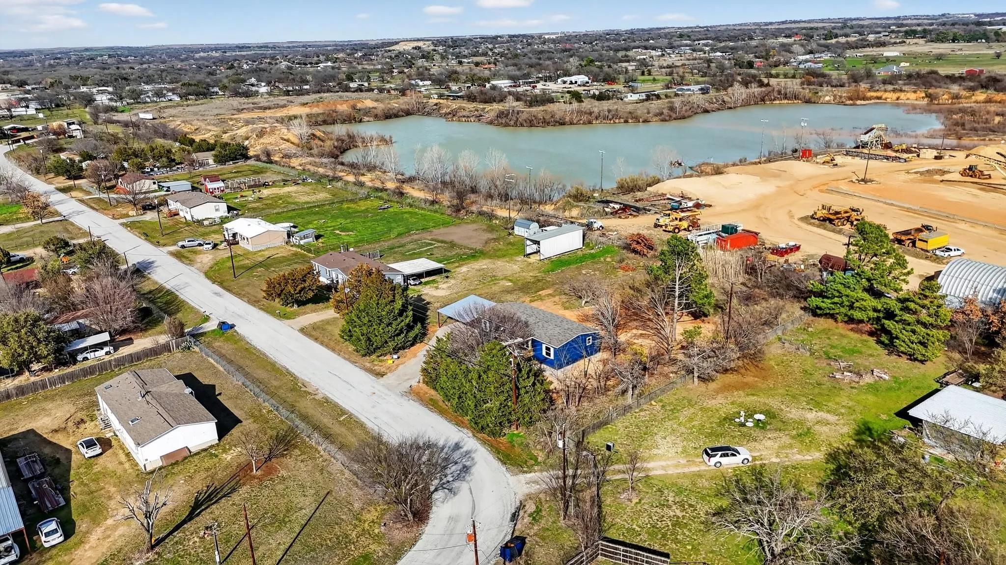 Mobile Home For Sale in Wise County , 206 Rhett Court, Aurora, Texas 76078, 4 Bedroom, 2 Bathroom, Garage spaces, 1,568 Sqft, built in 2025, mls#21342830, Real Estate Agent in Aurora, Homes For Sale in Wise county, Homes For Sale in Aurora, Realtor in Aurora Texas, Real Estate Brokerage Independent Realty Texas, Luminita Cordes Realtor