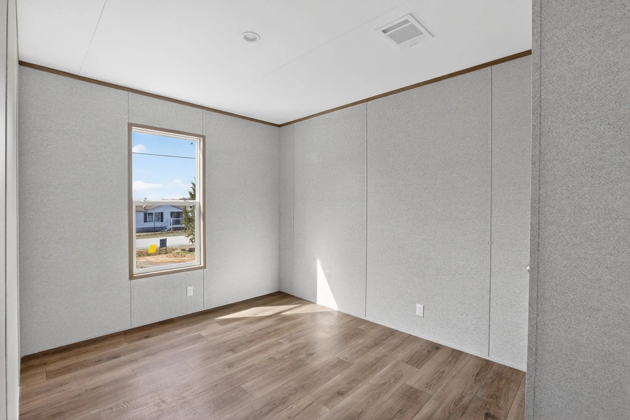 Mobile Home For Sale in Wise County , 206 Rhett Court, Aurora, Texas 76078, 4 Bedroom, 2 Bathroom, Garage spaces, 1,568 Sqft, built in 2025, mls#21342830, Real Estate Agent in Aurora, Homes For Sale in Wise county, Homes For Sale in Aurora, Realtor in Aurora Texas, Real Estate Brokerage Independent Realty Texas, Luminita Cordes Realtor