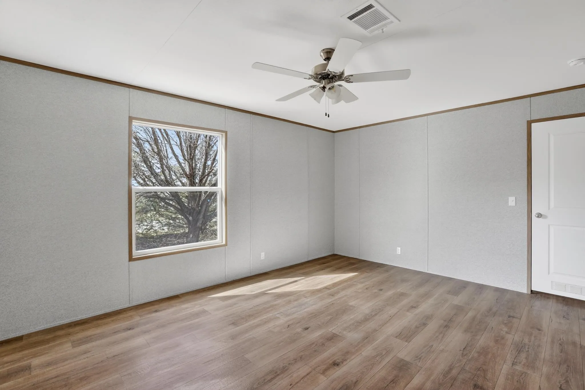 Mobile Home For Sale in Wise County , 206 Rhett Court, Aurora, Texas 76078, 4 Bedroom, 2 Bathroom, Garage spaces, 1,568 Sqft, built in 2025, mls#21342830, Real Estate Agent in Aurora, Homes For Sale in Wise county, Homes For Sale in Aurora, Realtor in Aurora Texas, Real Estate Brokerage Independent Realty Texas, Luminita Cordes Realtor