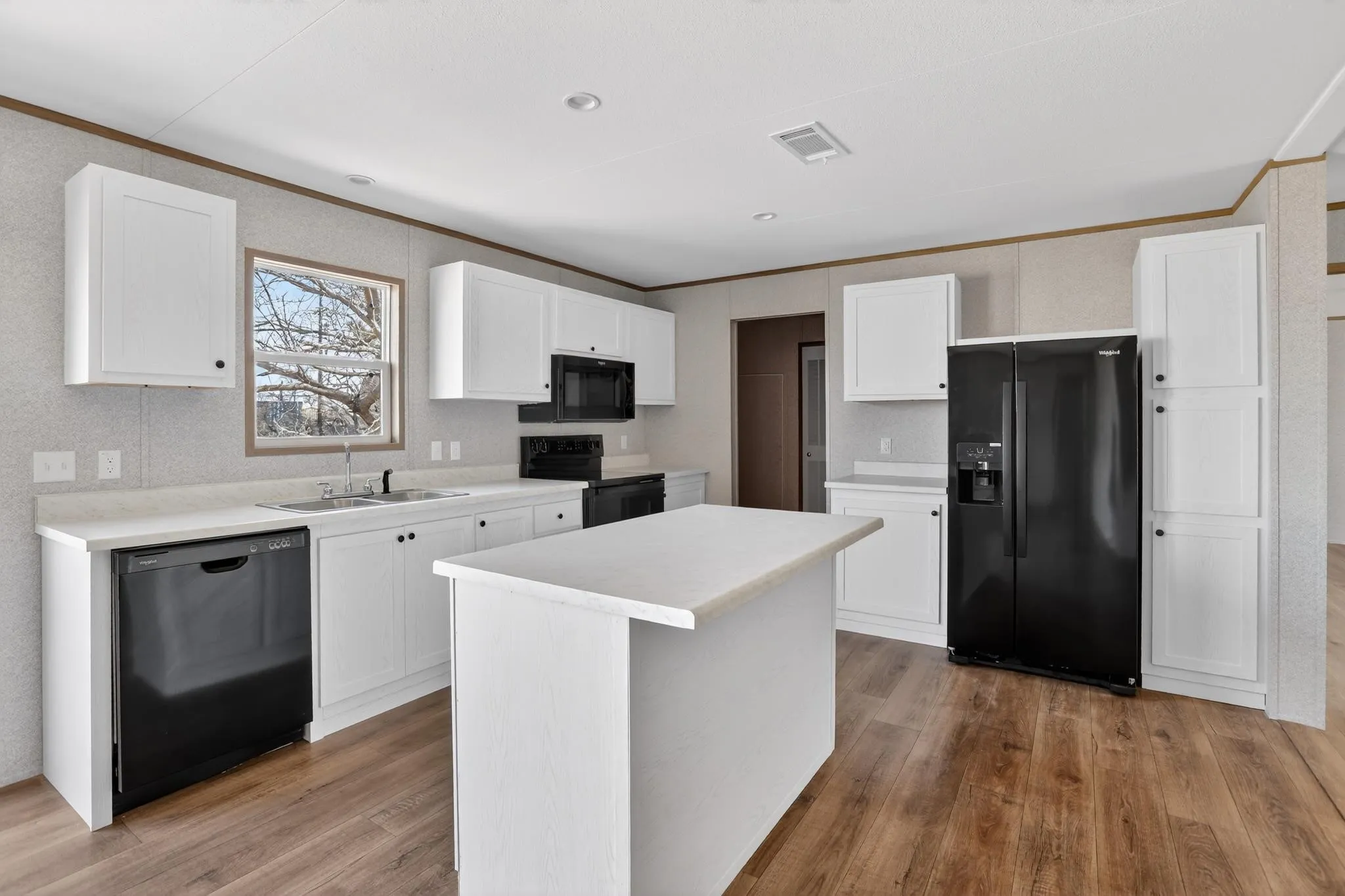 Mobile Home For Sale in Wise County , 206 Rhett Court, Aurora, Texas 76078, 4 Bedroom, 2 Bathroom, Garage spaces, 1,568 Sqft, built in 2025, mls#21342830, Real Estate Agent in Aurora, Homes For Sale in Wise county, Homes For Sale in Aurora, Realtor in Aurora Texas, Real Estate Brokerage Independent Realty Texas, Luminita Cordes Realtor