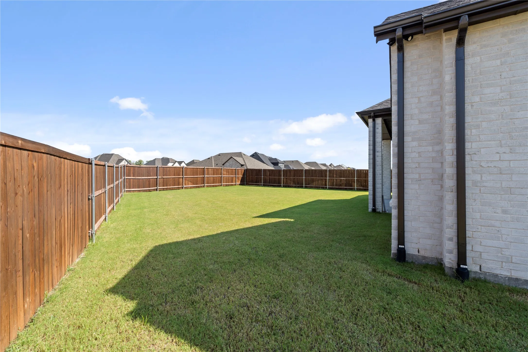 Single Family Residence For Sale in Rockwall County , 1716 Grenache Drive, Mclendon Chisholm, Texas 75032, 4 Bedroom, 4 Bathroom, 3 Garage spaces, 2,949 Sqft, built in 2025, mls#21344080, Real Estate Agent in Mclendon Chisholm, Homes For Sale in Rockwall county, Homes For Sale in Mclendon Chisholm, Realtor in Mclendon Chisholm Texas, Real Estate Brokerage Independent Realty Texas, Luminita Cordes Realtor