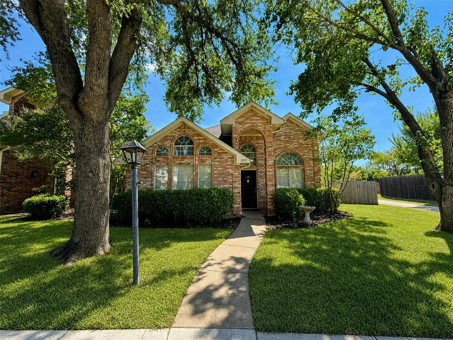 Single Family Residence For Rent in Dallas County , 553 Raintree Circle, Coppell, Texas 75019, 3 Bedroom, 3 Bathroom, 2 Garage spaces, 1,846 Sqft, built in 1990, mls#21345243, Real Estate Agent in Coppell, Homes For Rent in Dallas county, Homes For Rent in Coppell, Realtor in Coppell Texas, Real Estate Brokerage Independent Realty Texas, Luminita Cordes Realtor