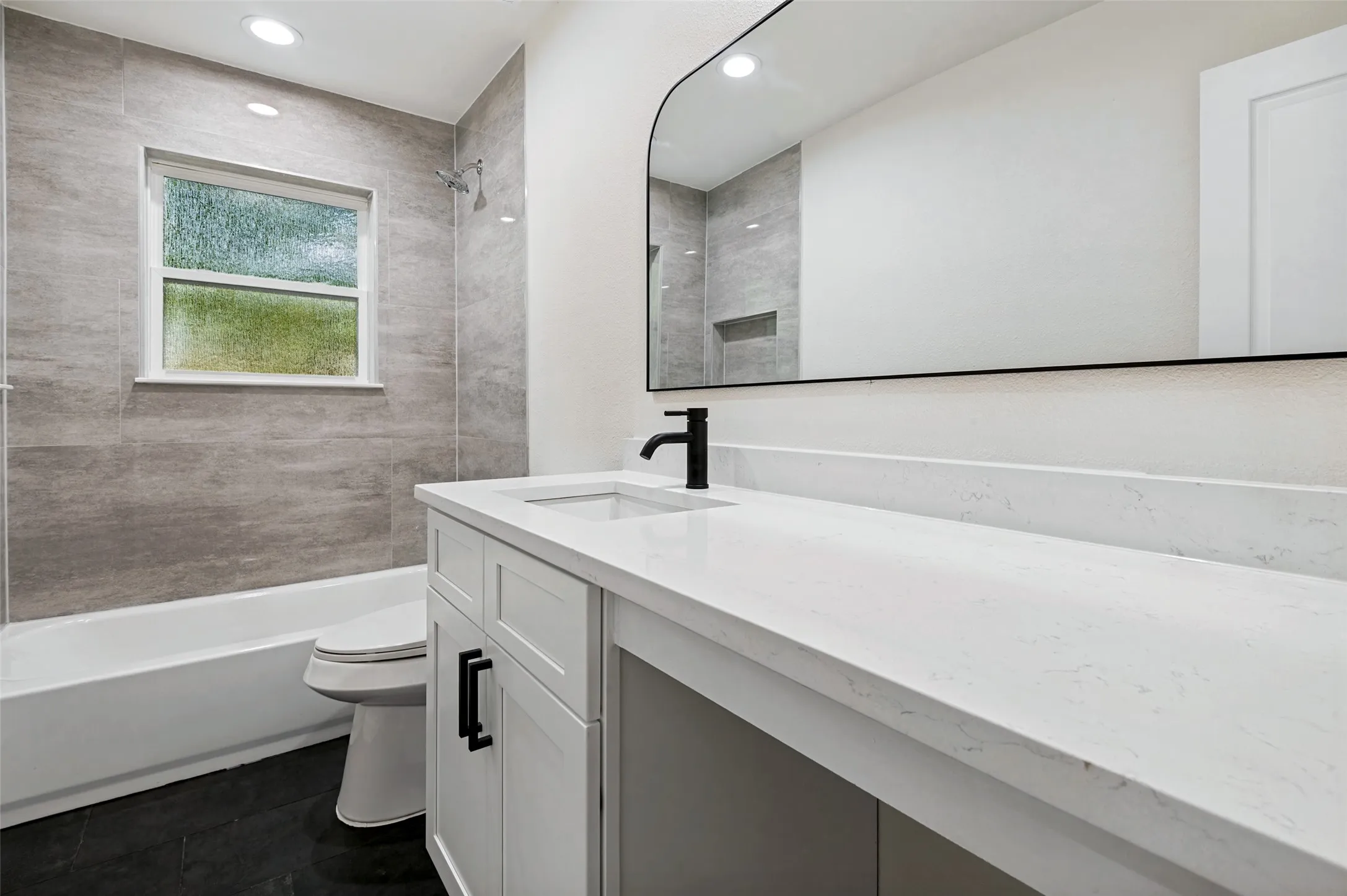Single Family Residence For Sale in Dallas County , 1631 Western Park Court, Dallas, Texas 75211, 3 Bedroom, 2 Bathroom, Garage spaces, 1,344 Sqft, built in 1964, Price $294,500, mls#21345183, Real Estate Agent in Dallas, Homes For Sale in Dallas county, Homes For Sale in Dallas, Realtor in Dallas Texas, Real Estate Brokerage Independent Realty Texas, Luminita Cordes Realtor