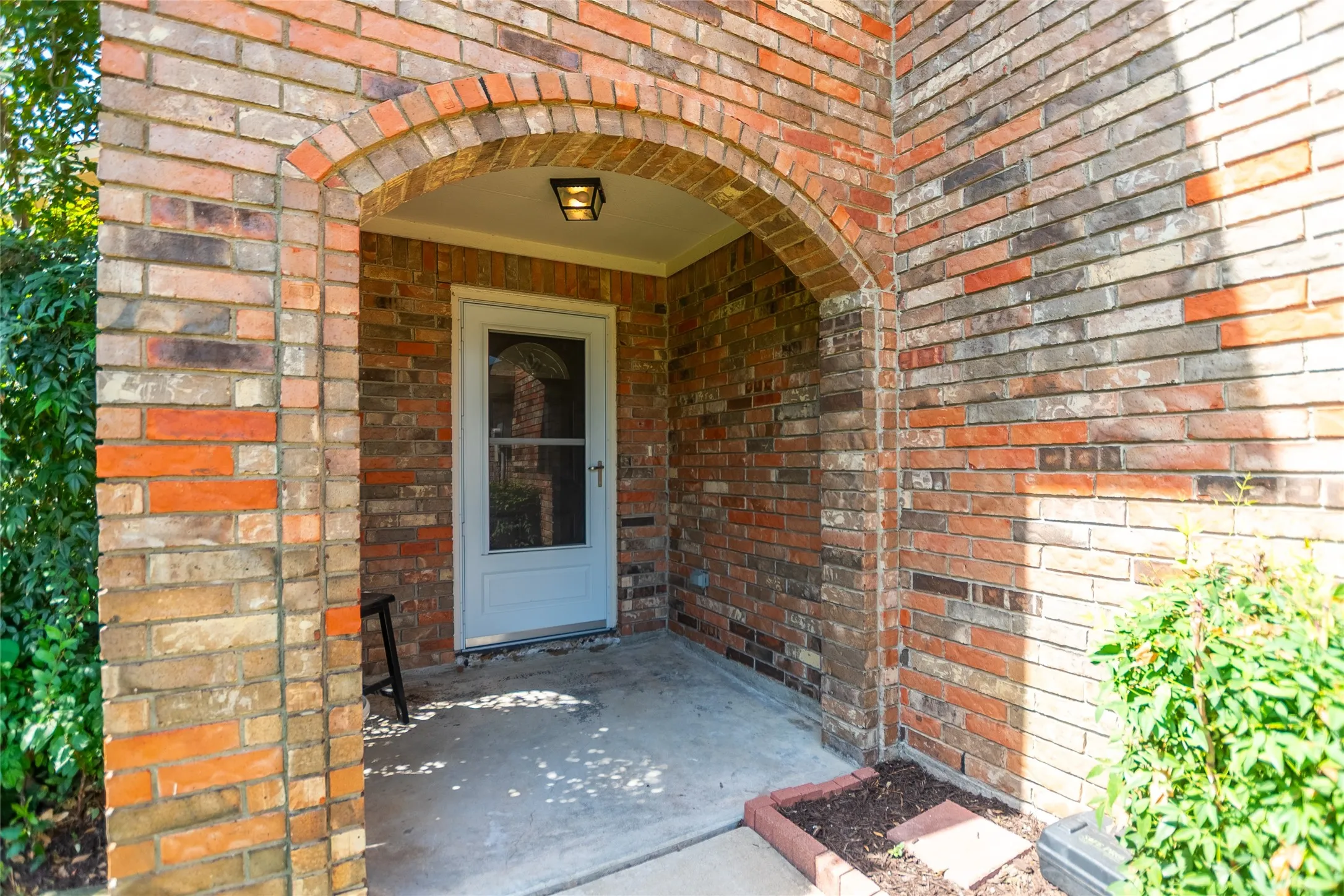 Single Family Residence For Sale in Collin County , 3840 Suffolk Lane, Plano, Texas 75023, 3 Bedroom, 3 Bathroom, 2 Garage spaces, 1,779 Sqft, built in 1988, mls#21344075, Real Estate Agent in Plano, Homes For Sale in Collin county, Homes For Sale in Plano, Realtor in Plano Texas, Real Estate Brokerage Independent Realty Texas, Luminita Cordes Realtor