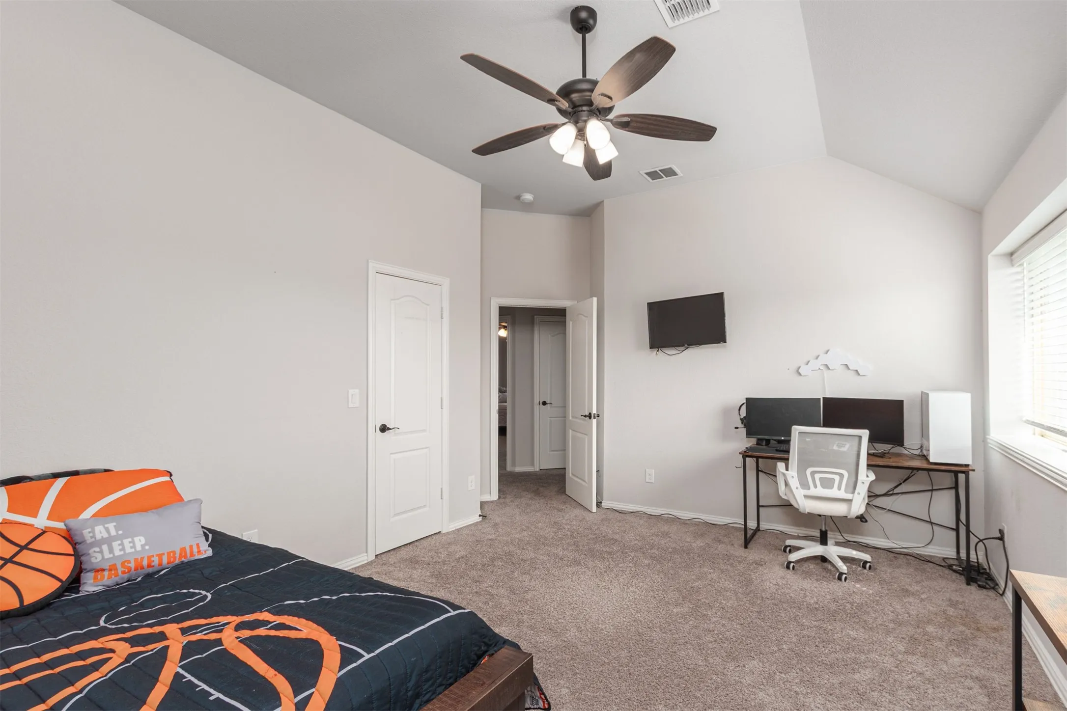 Large Bedroom #3