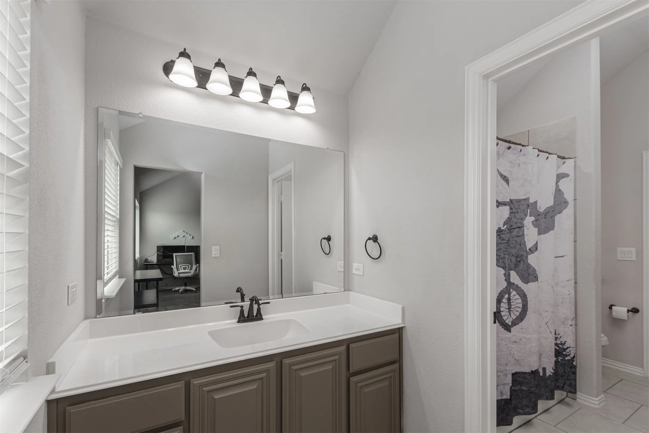Jack & Jill Bathroom