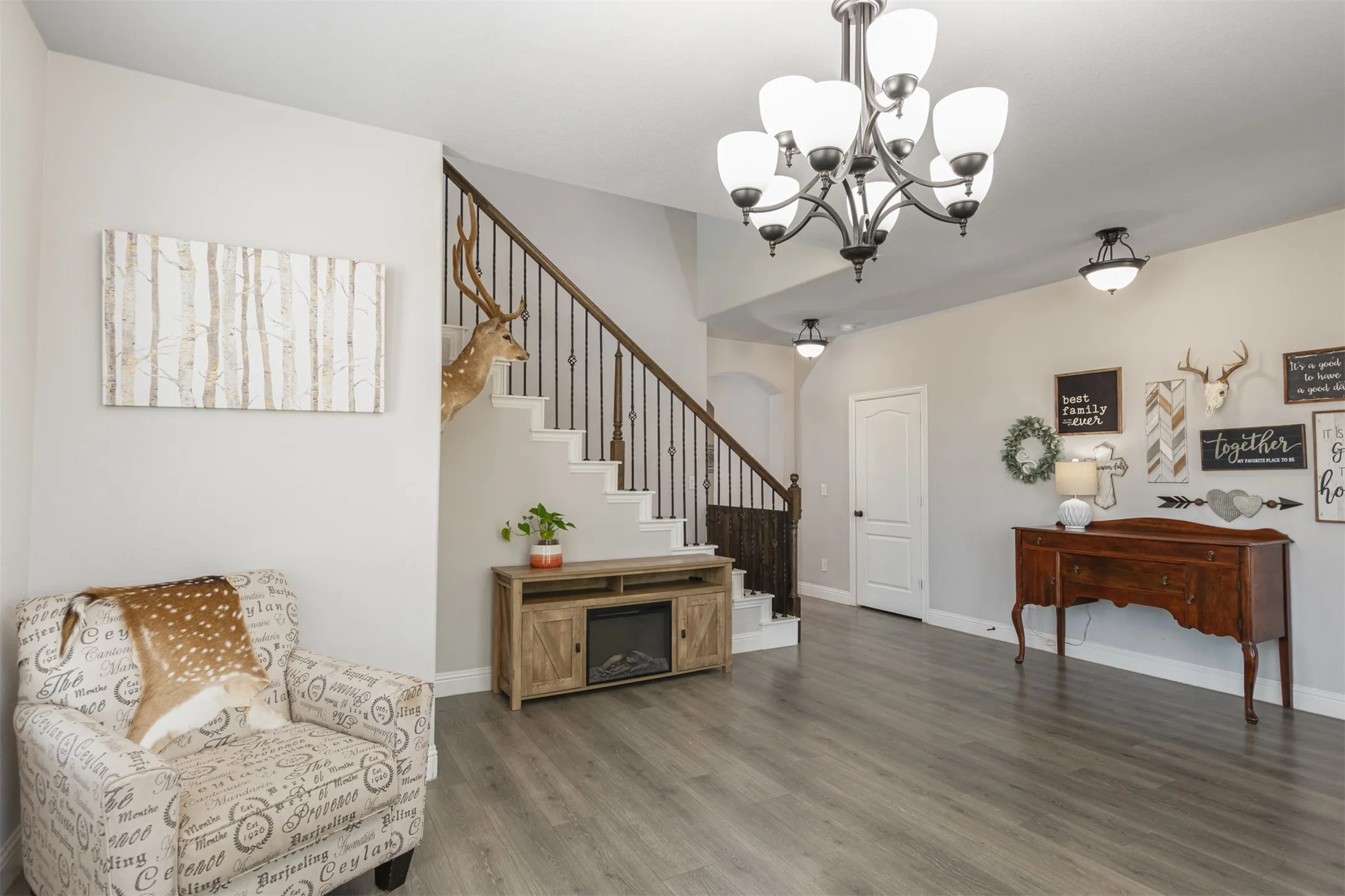 Single Family Residence For Sale in Rockwall County , 2014 Slow Stream Drive, Royse City, Texas 75189, 5 Bedroom, 4 Bathroom, 3 Garage spaces, 3,305 Sqft, built in 2019, mls#21341777, Real Estate Agent in Royse City, Homes For Sale in Rockwall county, Homes For Sale in Royse City, Realtor in Royse City Texas, Real Estate Brokerage Independent Realty Texas, Luminita Cordes Realtor