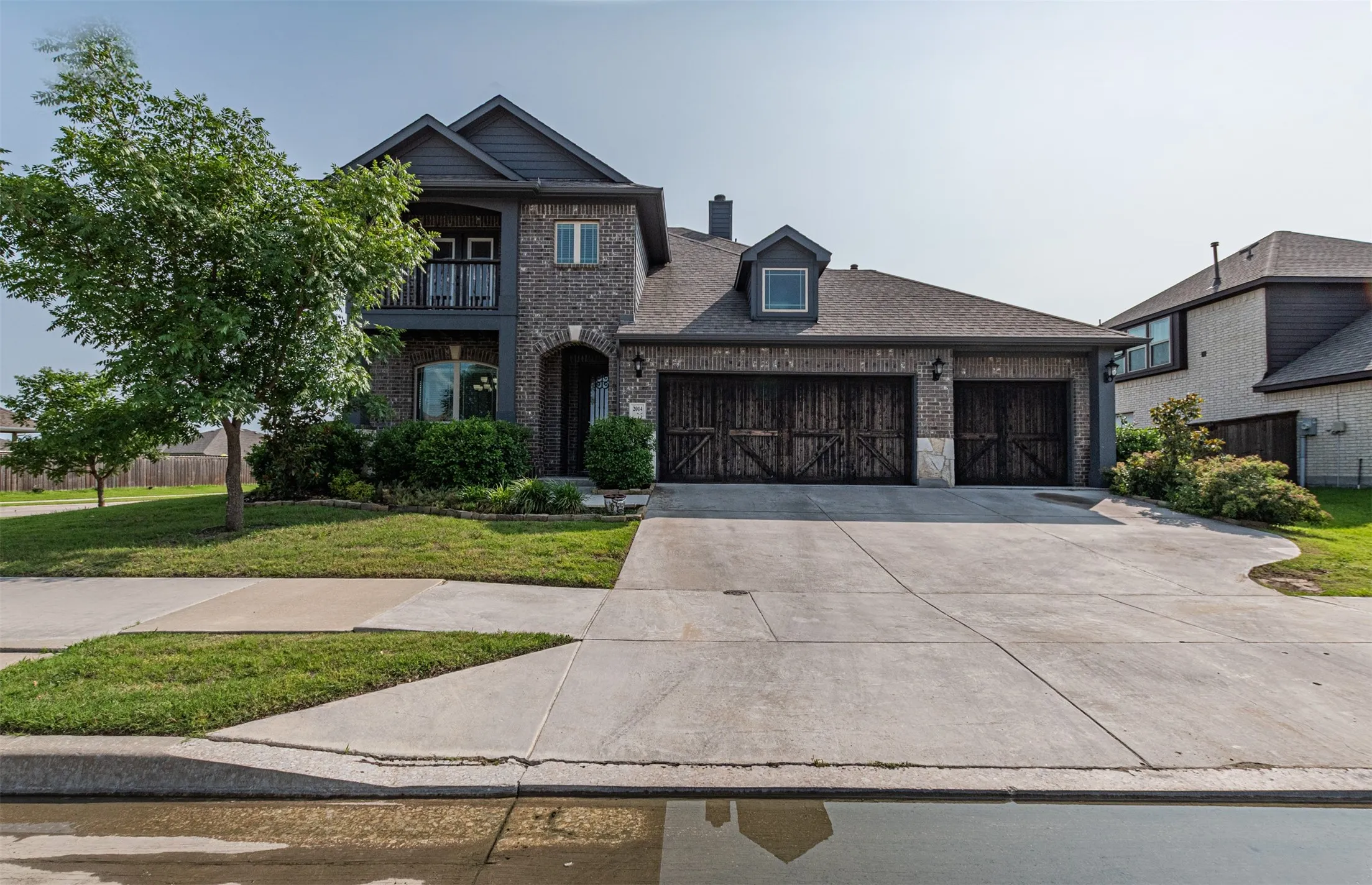 Single Family Residence For Sale in Rockwall County , 2014 Slow Stream Drive, Royse City, Texas 75189, 5 Bedroom, 4 Bathroom, 3 Garage spaces, 3,305 Sqft, built in 2019, mls#21341777, Real Estate Agent in Royse City, Homes For Sale in Rockwall county, Homes For Sale in Royse City, Realtor in Royse City Texas, Real Estate Brokerage Independent Realty Texas, Luminita Cordes Realtor