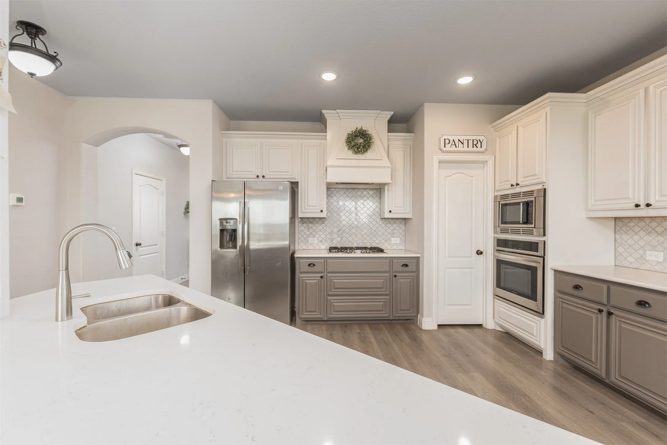 Single Family Residence For Sale in Rockwall County , 2014 Slow Stream Drive, Royse City, Texas 75189, 5 Bedroom, 4 Bathroom, 3 Garage spaces, 3,305 Sqft, built in 2019, mls#21341777, Real Estate Agent in Royse City, Homes For Sale in Rockwall county, Homes For Sale in Royse City, Realtor in Royse City Texas, Real Estate Brokerage Independent Realty Texas, Luminita Cordes Realtor