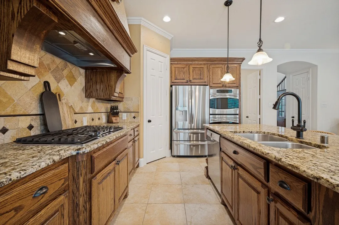 Single Family Residence For Sale in Collin County , 4211 Rocky Ford Drive, Prosper, Texas 75078, 5 Bedroom, 4 Bathroom, 3 Garage spaces, 3,851 Sqft, built in 2010, mls#21322764, Real Estate Agent in Prosper, Homes For Sale in Collin county, Homes For Sale in Prosper, Realtor in Prosper Texas, Real Estate Brokerage Independent Realty Texas, Luminita Cordes Realtor