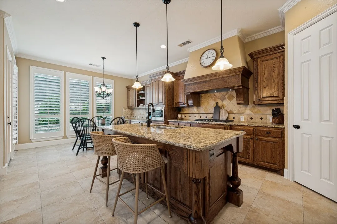Single Family Residence For Sale in Collin County , 4211 Rocky Ford Drive, Prosper, Texas 75078, 5 Bedroom, 4 Bathroom, 3 Garage spaces, 3,851 Sqft, built in 2010, mls#21322764, Real Estate Agent in Prosper, Homes For Sale in Collin county, Homes For Sale in Prosper, Realtor in Prosper Texas, Real Estate Brokerage Independent Realty Texas, Luminita Cordes Realtor