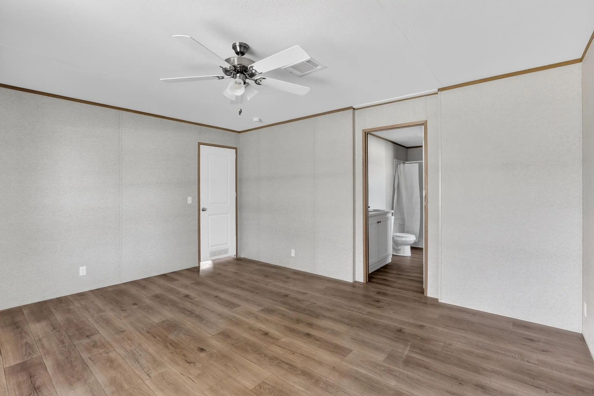 Mobile Home For Sale in Wise County , 309 Rhett Court, Aurora, Texas 76078, 4 Bedroom, 2 Bathroom, Garage spaces, 1,568 Sqft, built in 2025, mls#21342841, Real Estate Agent in Aurora, Homes For Sale in Wise county, Homes For Sale in Aurora, Realtor in Aurora Texas, Real Estate Brokerage Independent Realty Texas, Luminita Cordes Realtor