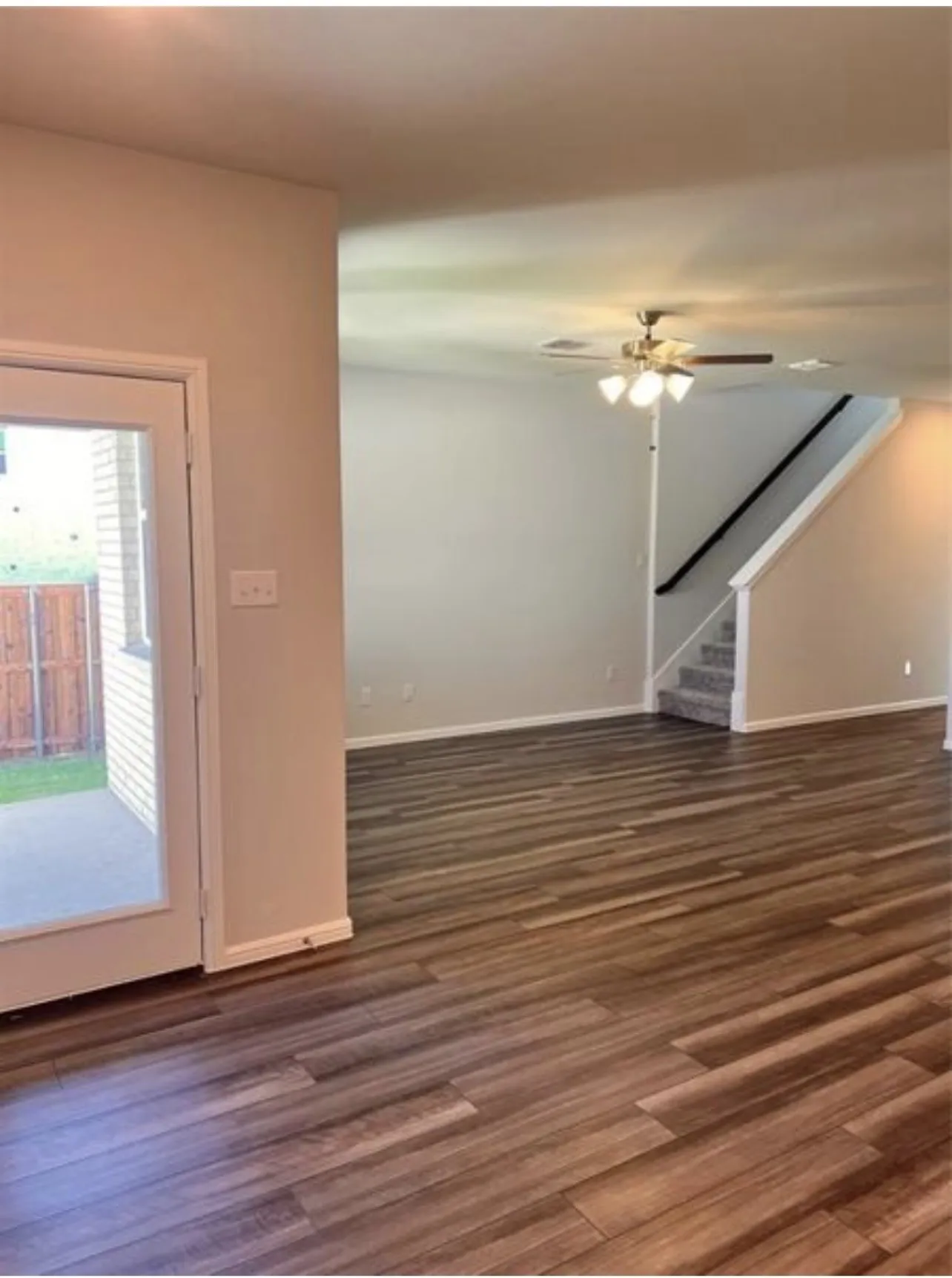 Single Family Residence For Rent in Collin County , 900 Portina Drive, Anna, Texas 75409, 3 Bedroom, 3 Bathroom, 2 Garage spaces, 1,793 Sqft, built in 2024, Price $2,200, mls#21345288, Real Estate Agent in Anna, Homes For Rent in Collin county, Homes For Rent in Anna, Realtor in Anna Texas, Real Estate Brokerage Independent Realty Texas, Luminita Cordes Realtor