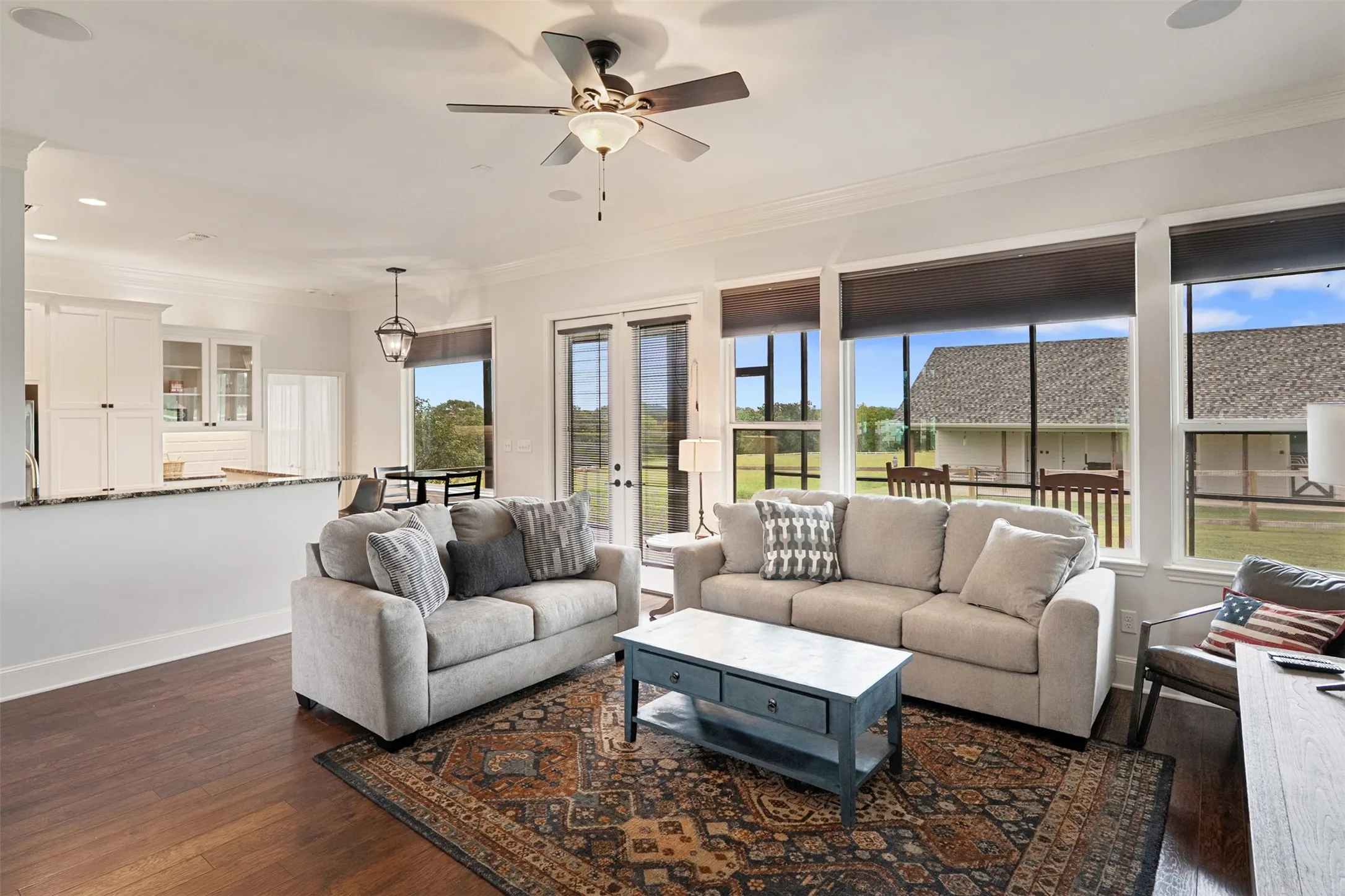 Single Family Residence For Sale in Henderson County , 6870 Shore Crest Way, Athens, Texas 75752, 3 Bedroom, 4 Bathroom, 3 Garage spaces, 2,107 Sqft, built in 2016, mls#21345231, Real Estate Agent in Athens, Homes For Sale in Henderson county, Homes For Sale in Athens, Realtor in Athens Texas, Real Estate Brokerage Independent Realty Texas, Luminita Cordes Realtor