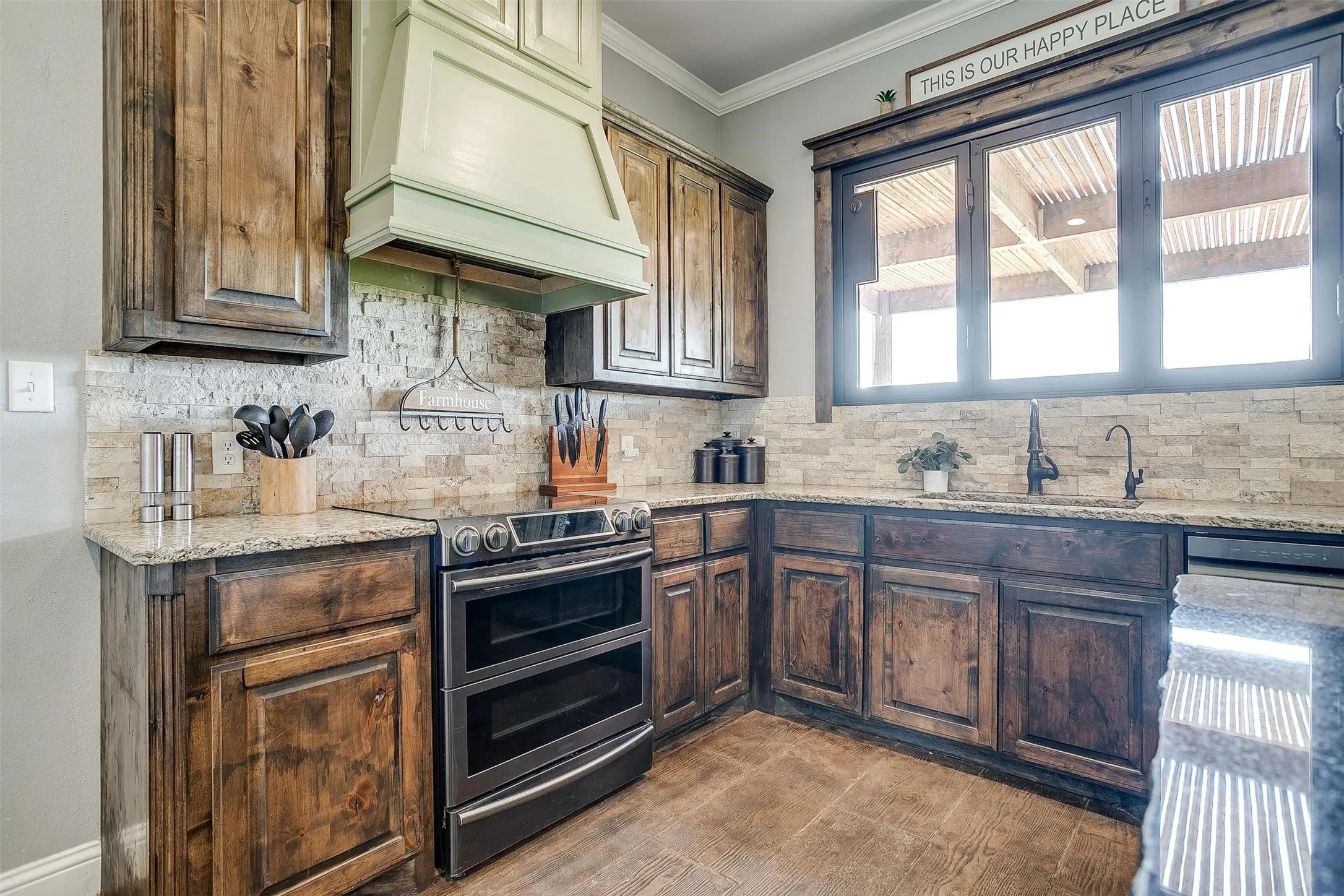 Farm For Sale in Wise County , 1460 Ross Lane, Springtown, Texas 76082, 7 Bedrooms, 6 Bathrooms, 4 Garage spaces, 4,640 Sqft, built in 2018, Price $3,400,000, mls#21345289, Real Estate Agent in Springtown, Homes For Sale in Wise county, Homes For Sale in Springtown, Realtor in Springtown Texas, Real Estate Brokerage Independent Realty Texas, Luminita Cordes Realtor