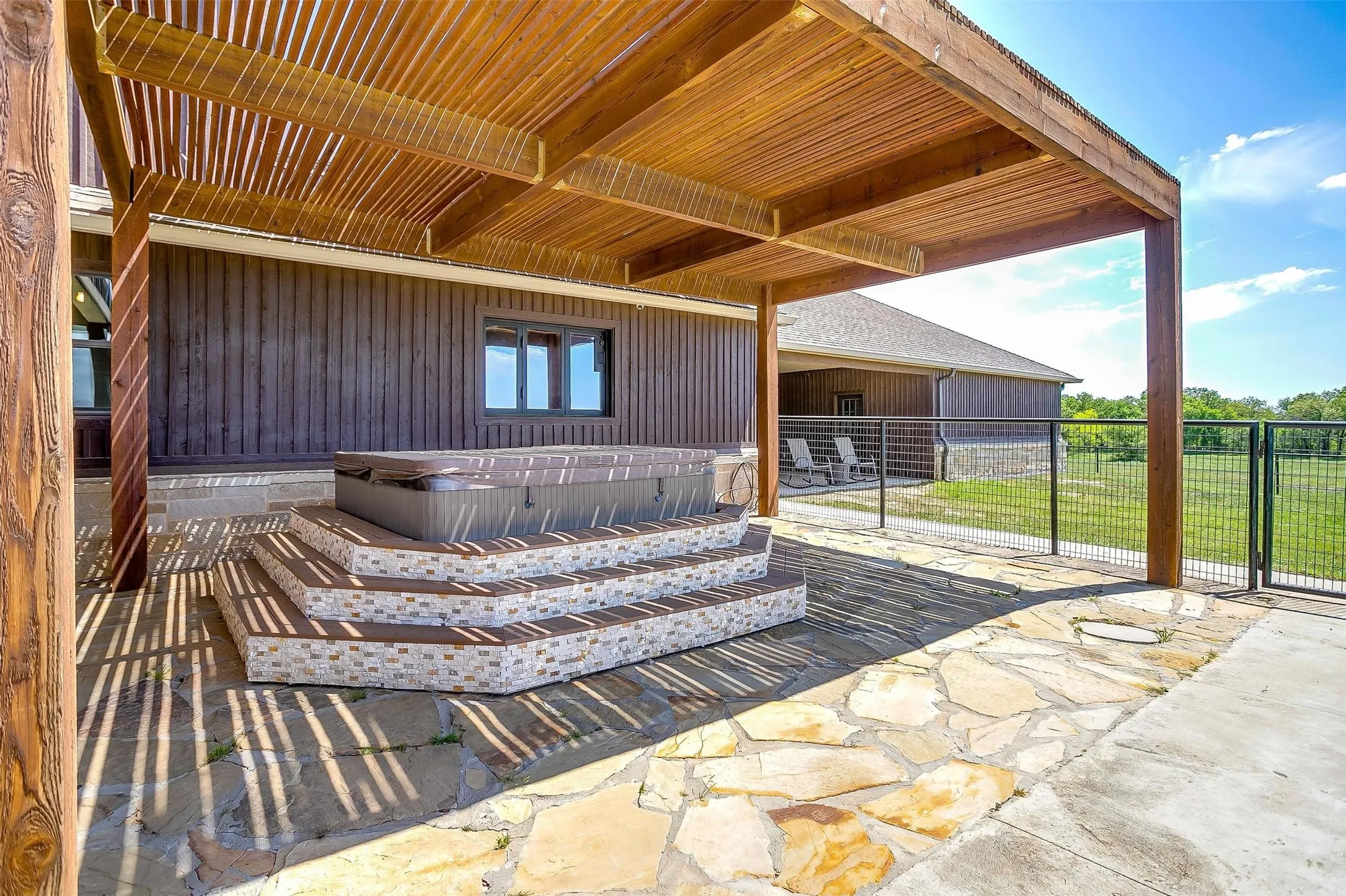 Farm For Sale in Wise County , 1460 Ross Lane, Springtown, Texas 76082, 7 Bedrooms, 6 Bathrooms, 4 Garage spaces, 4,640 Sqft, built in 2018, Price $3,400,000, mls#21345289, Real Estate Agent in Springtown, Homes For Sale in Wise county, Homes For Sale in Springtown, Realtor in Springtown Texas, Real Estate Brokerage Independent Realty Texas, Luminita Cordes Realtor