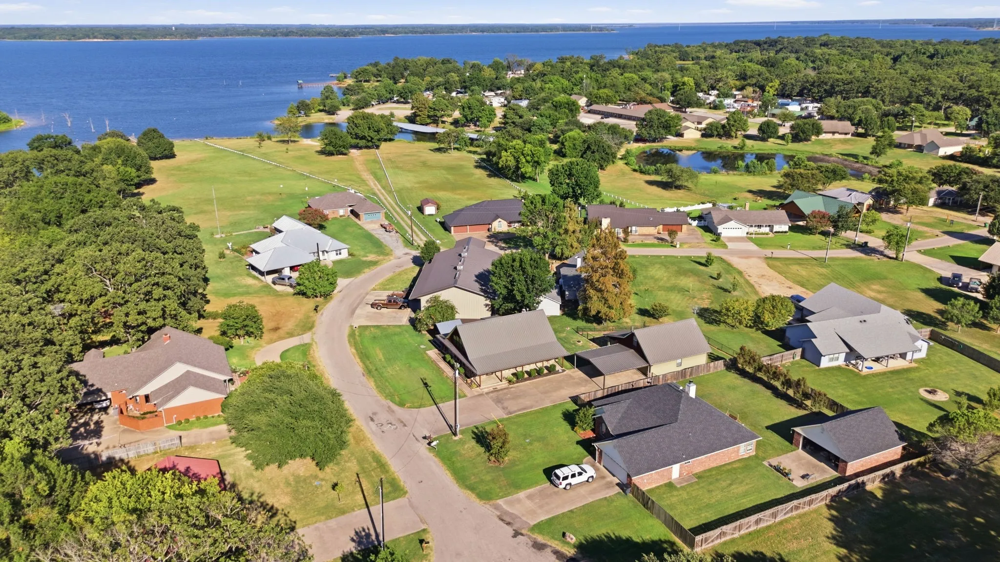 Single Family Residence For Sale in Wood County , 271 County Road 1559, Alba, Texas 75410, 3 Bedroom, 3 Bathroom, 2 Garage spaces, 1,914 Sqft, built in 2006, mls#21338612, Real Estate Agent in Alba, Homes For Sale in Wood county, Homes For Sale in Alba, Realtor in Alba Texas, Real Estate Brokerage Independent Realty Texas, Luminita Cordes Realtor