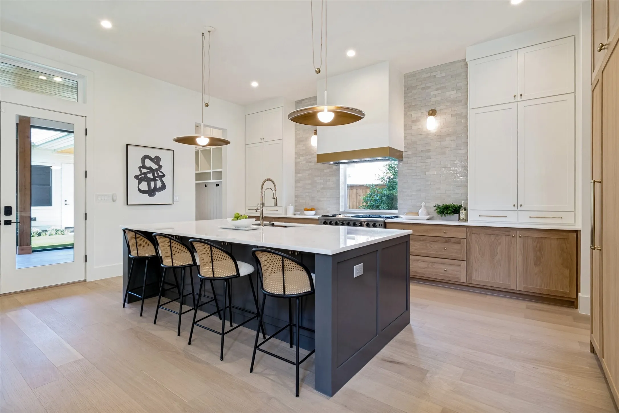 Single Family Residence For Sale in Dallas County , 5629 Miller Avenue, Dallas, Texas 75206, 4 Bedrooms, 5 Bathrooms, 2 Garage spaces, 3,710 Sqft, built in 2026, Price $1,949,900, mls#21345308, Real Estate Agent in Dallas, Homes For Sale in Dallas county, Homes For Sale in Dallas, Realtor in Dallas Texas, Real Estate Brokerage Independent Realty Texas, Luminita Cordes Realtor