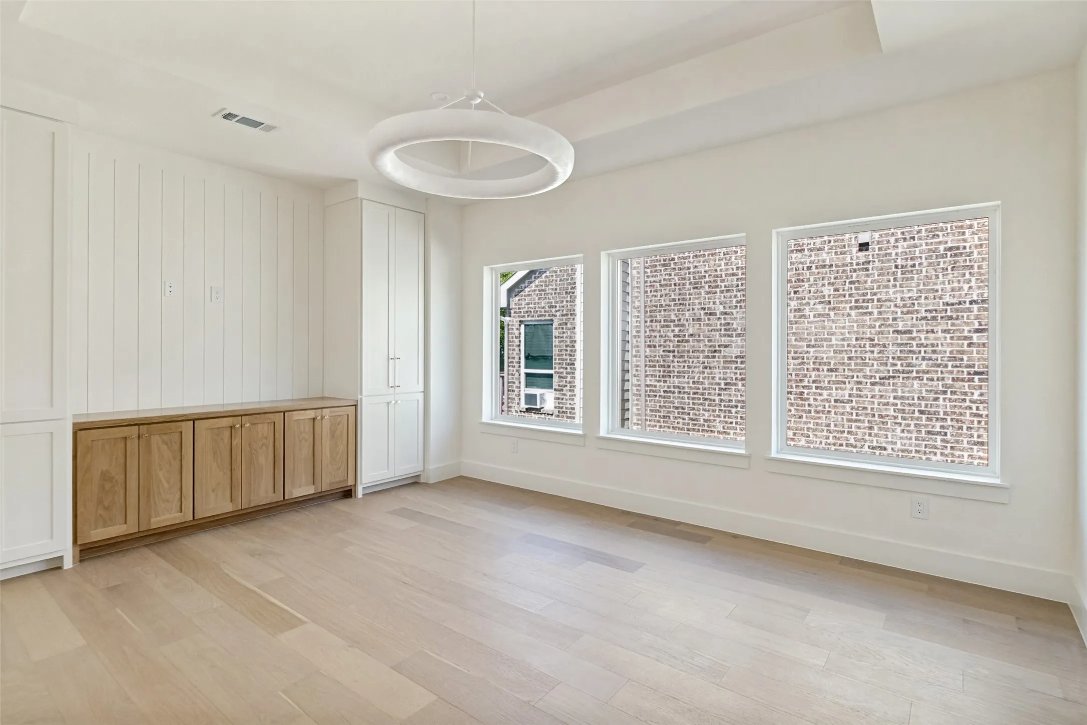 Single Family Residence For Sale in Dallas County , 5629 Miller Avenue, Dallas, Texas 75206, 4 Bedrooms, 5 Bathrooms, 2 Garage spaces, 3,710 Sqft, built in 2026, Price $1,949,900, mls#21345308, Real Estate Agent in Dallas, Homes For Sale in Dallas county, Homes For Sale in Dallas, Realtor in Dallas Texas, Real Estate Brokerage Independent Realty Texas, Luminita Cordes Realtor