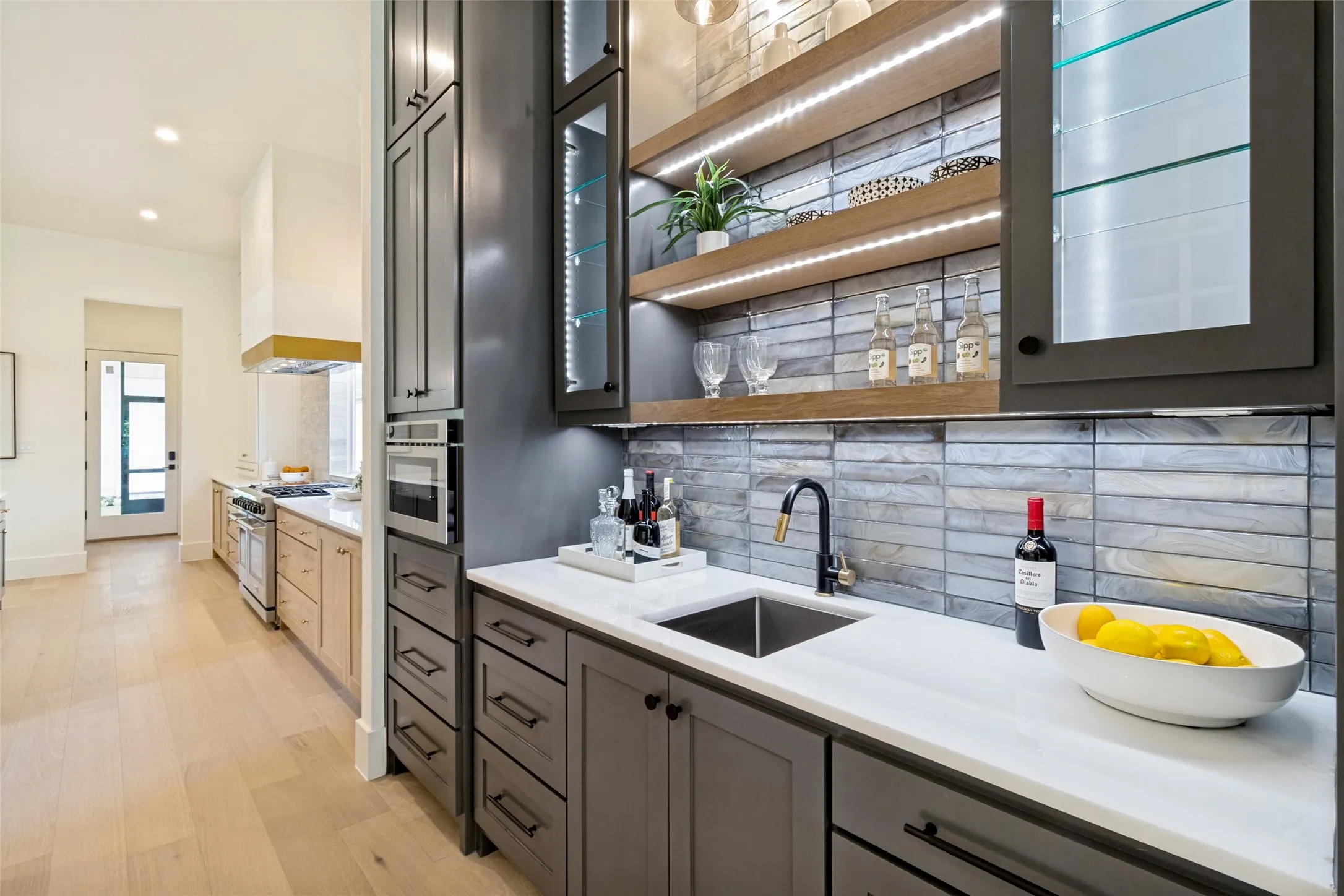 Single Family Residence For Sale in Dallas County , 5629 Miller Avenue, Dallas, Texas 75206, 4 Bedrooms, 5 Bathrooms, 2 Garage spaces, 3,710 Sqft, built in 2026, Price $1,949,900, mls#21345308, Real Estate Agent in Dallas, Homes For Sale in Dallas county, Homes For Sale in Dallas, Realtor in Dallas Texas, Real Estate Brokerage Independent Realty Texas, Luminita Cordes Realtor