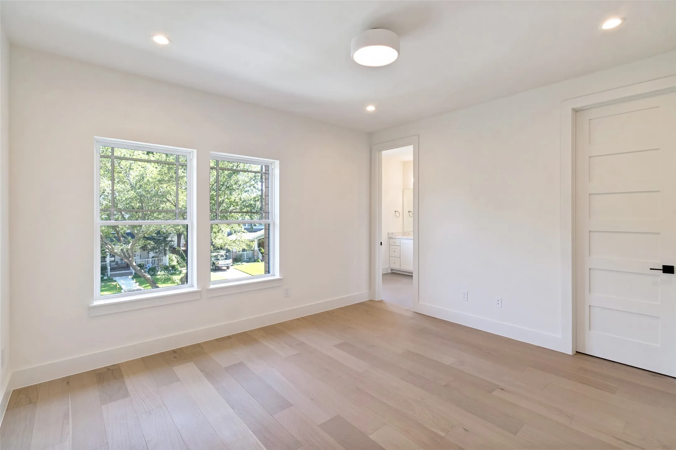Single Family Residence For Sale in Dallas County , 5629 Miller Avenue, Dallas, Texas 75206, 4 Bedrooms, 5 Bathrooms, 2 Garage spaces, 3,710 Sqft, built in 2026, Price $1,949,900, mls#21345308, Real Estate Agent in Dallas, Homes For Sale in Dallas county, Homes For Sale in Dallas, Realtor in Dallas Texas, Real Estate Brokerage Independent Realty Texas, Luminita Cordes Realtor