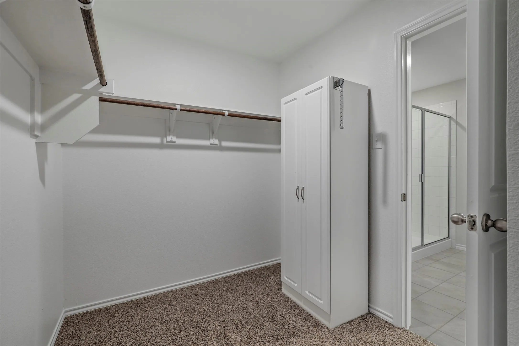 Single Family Residence For Sale in Collin County , 121 Woodland Street, Anna, Texas 75409, 4 Bedroom, 2 Bathroom, 2 Garage spaces, 1,810 Sqft, built in 2019, mls#21345294, Real Estate Agent in Anna, Homes For Sale in Collin county, Homes For Sale in Anna, Realtor in Anna Texas, Real Estate Brokerage Independent Realty Texas, Luminita Cordes Realtor