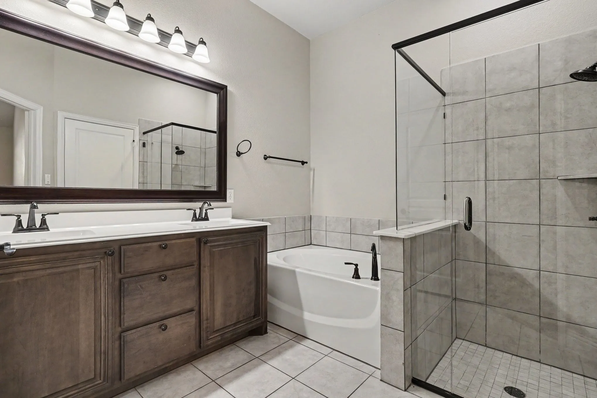 Single Family Residence For Sale in Tarrant County , 4148 Mountain Meadow Road, Fort Worth, Texas 76036, 4 Bedroom, 2 Bathroom, 2 Garage spaces, 2,046 Sqft, built in 2019, mls#21342130, Real Estate Agent in Fort Worth, Homes For Sale in Tarrant county, Homes For Sale in Fort Worth, Realtor in Fort Worth Texas, Real Estate Brokerage Independent Realty Texas, Luminita Cordes Realtor